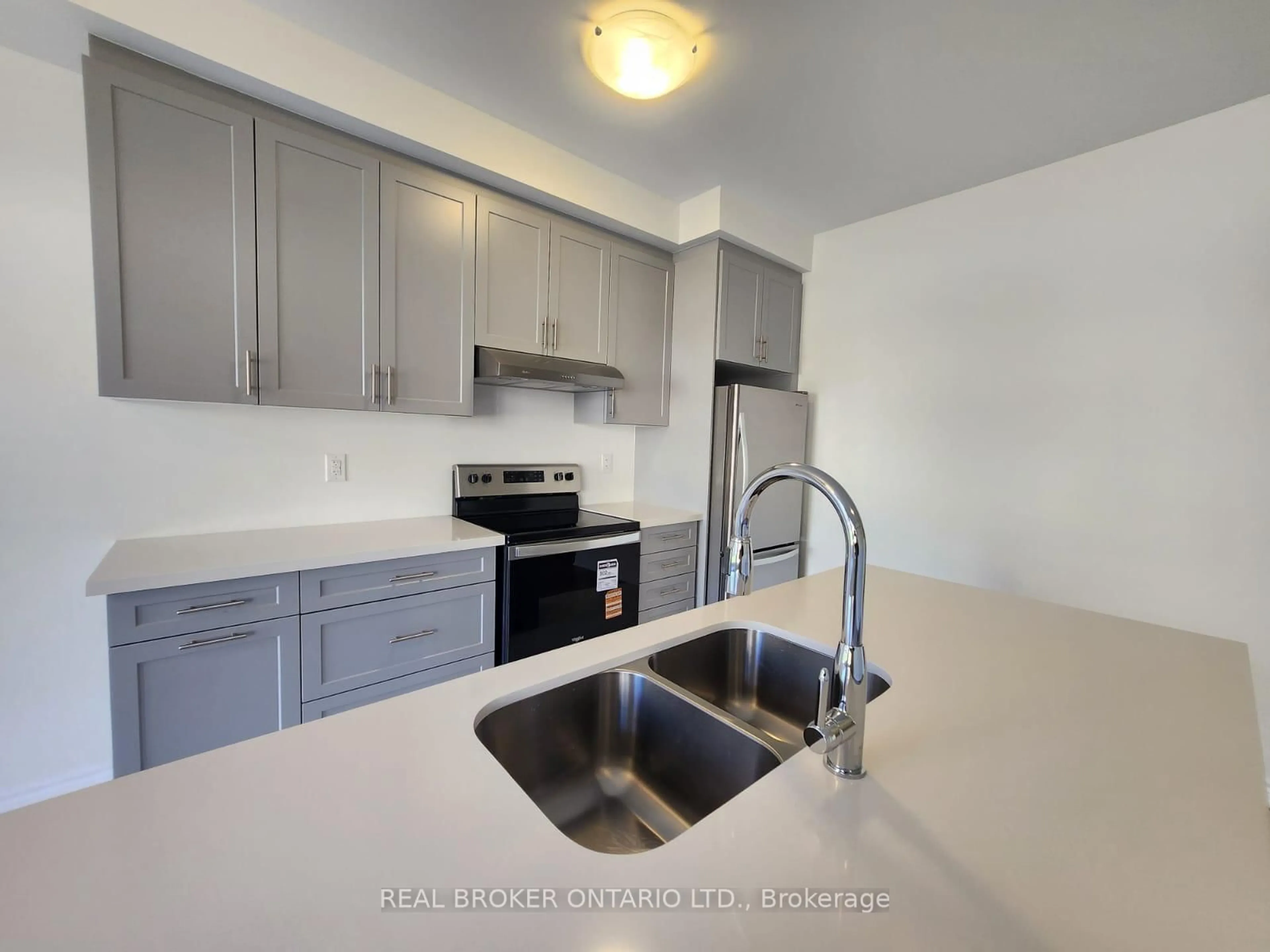 Standard kitchen, unknown for 17 Freeman Williams St, Markham Ontario L6C 3M7