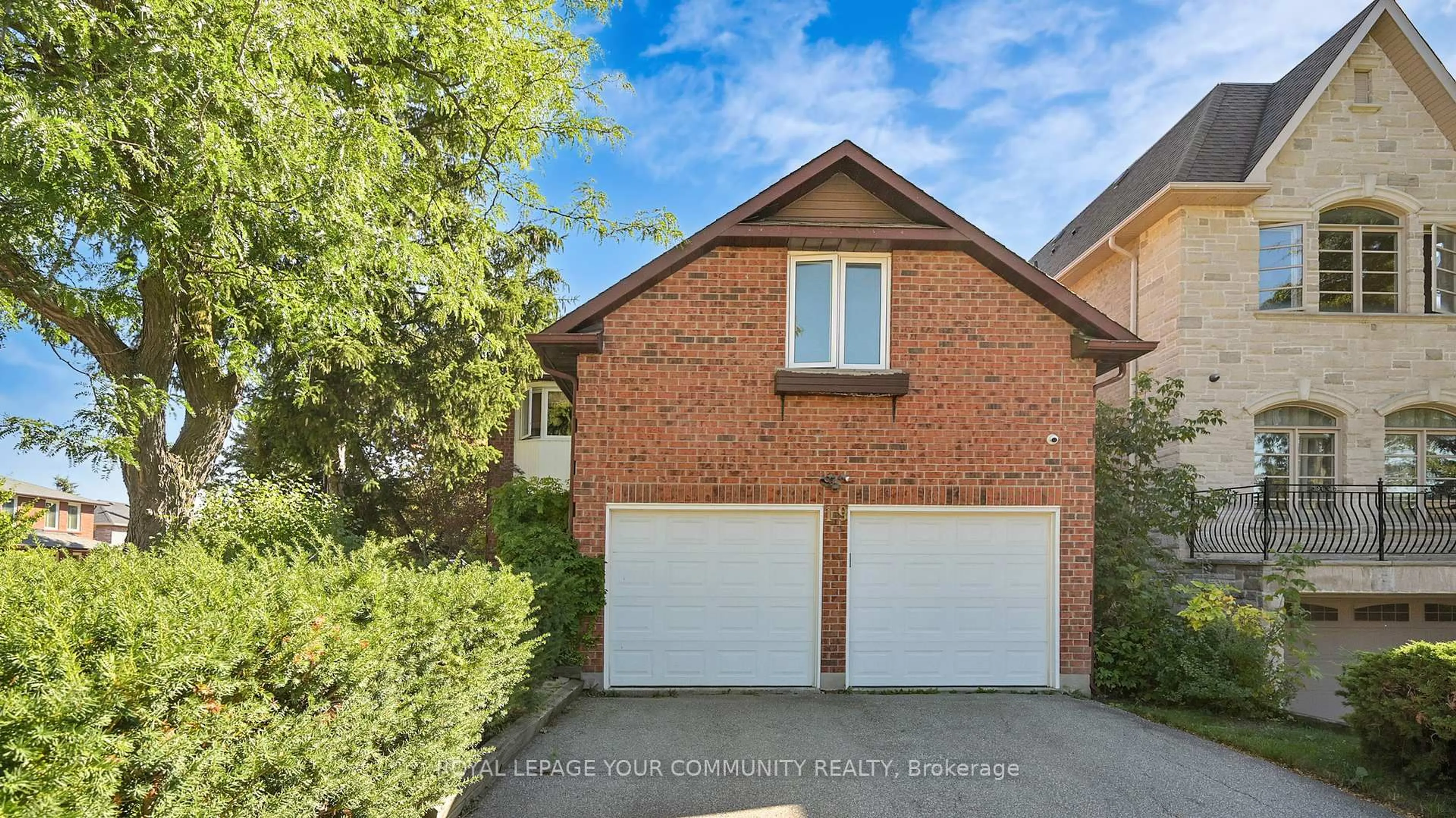 Home with brick exterior material, street for 19 Roosevelt Dr, Richmond Hill Ontario L4C 6V1