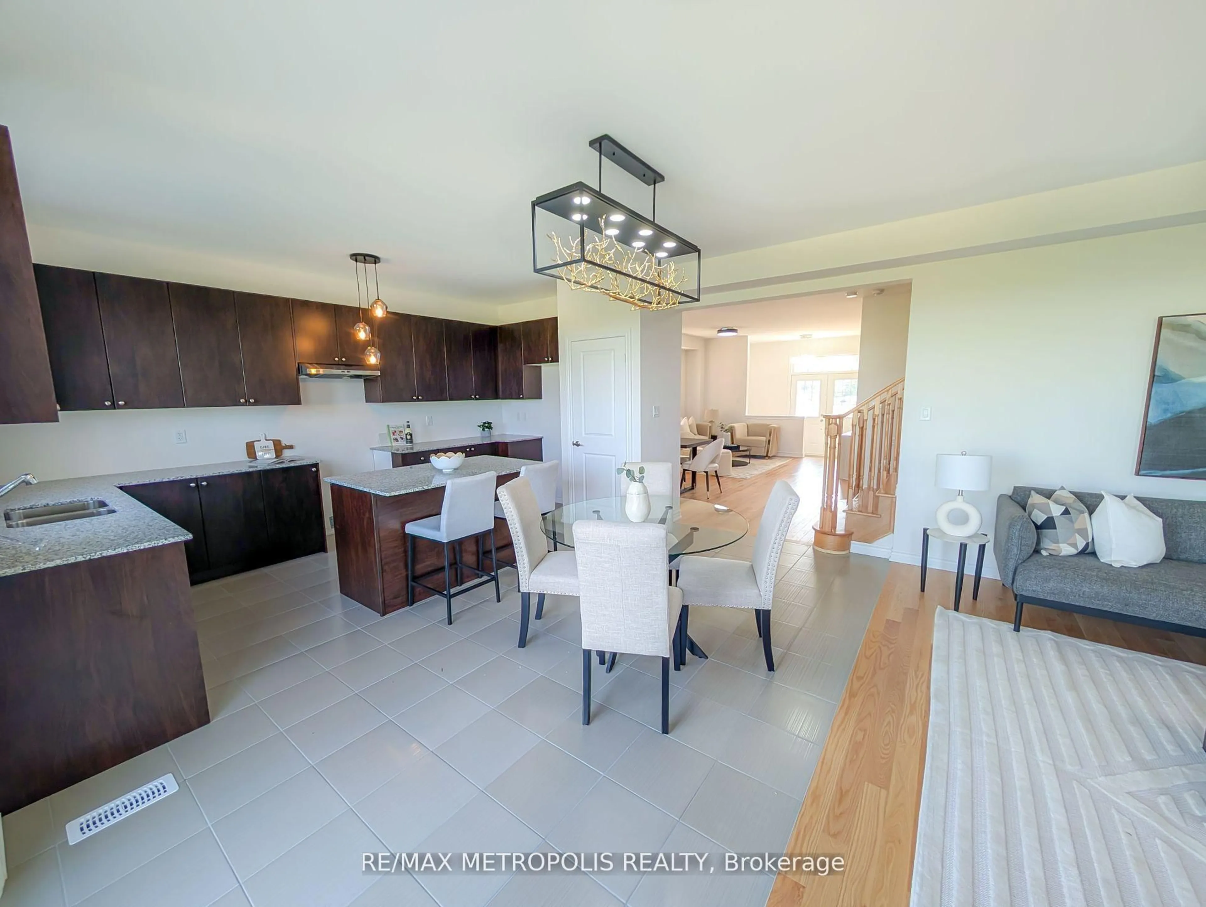 Open concept kitchen, unknown for 67 BRETHET Hts, New Tecumseth Ontario L0G 1A0