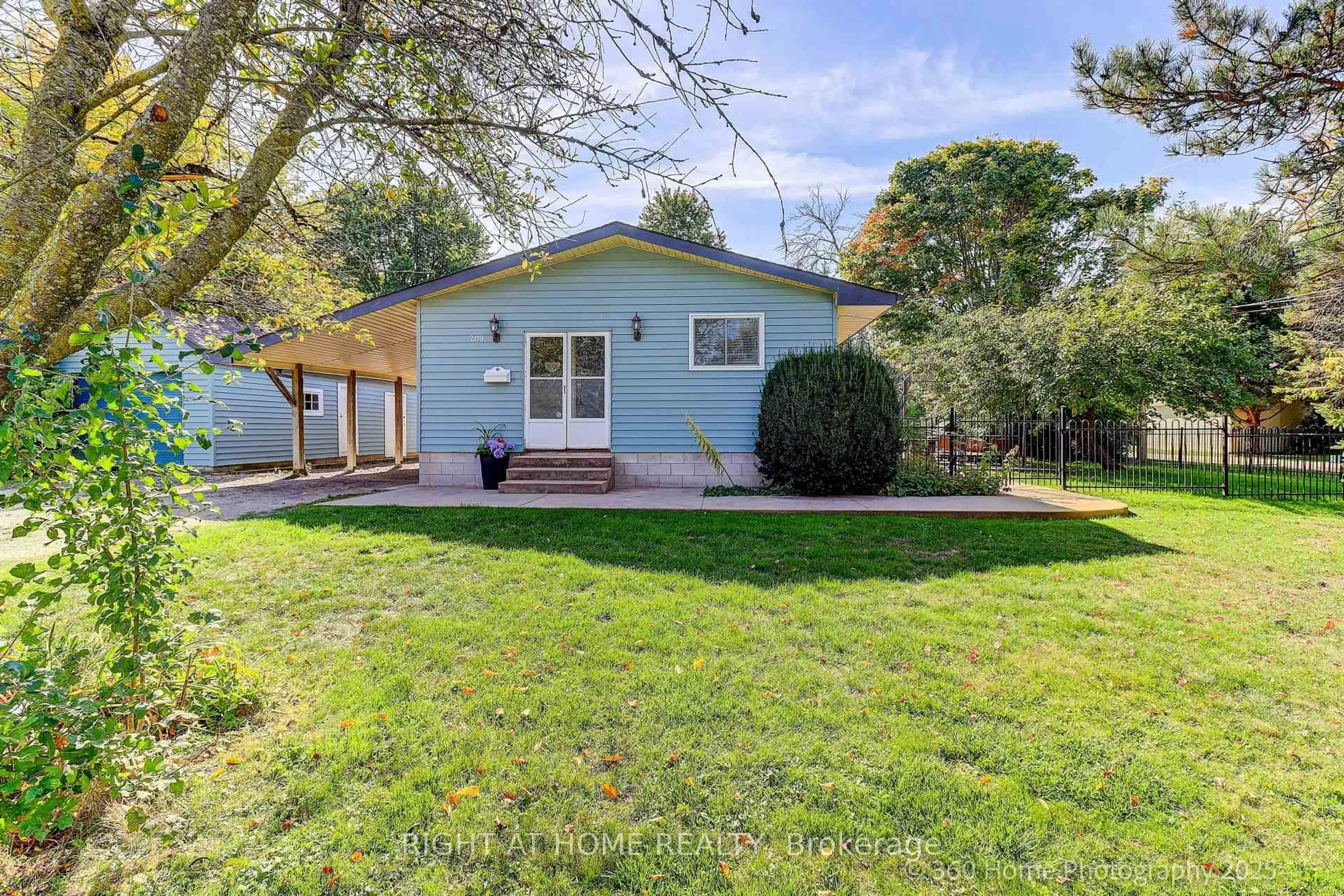 Unknown for 209 Wynhurst Rd, Georgina Ontario L4P 2R6