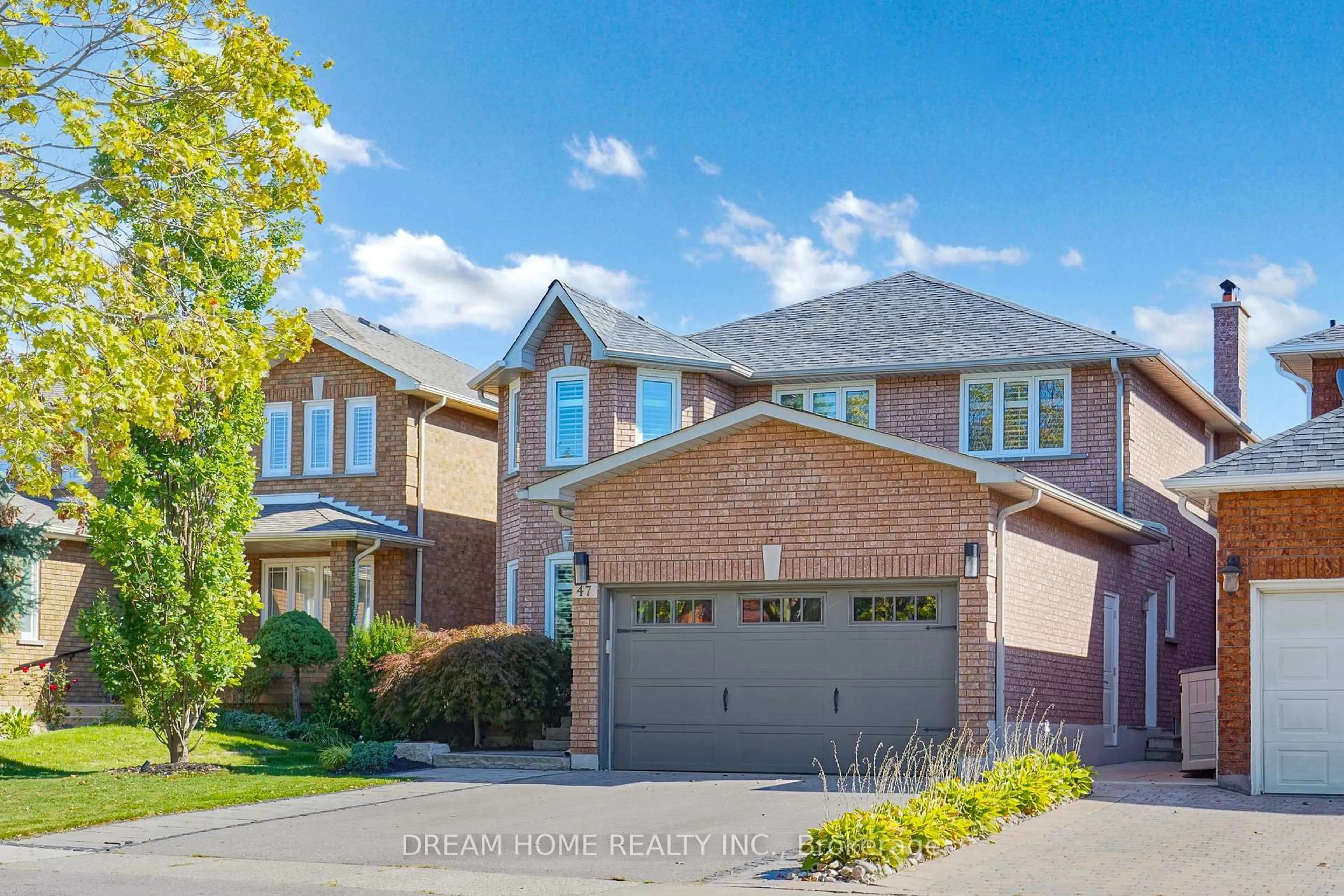 Home with brick exterior material, street for 47 Venetian Cres, Vaughan Ontario L4L 5E6