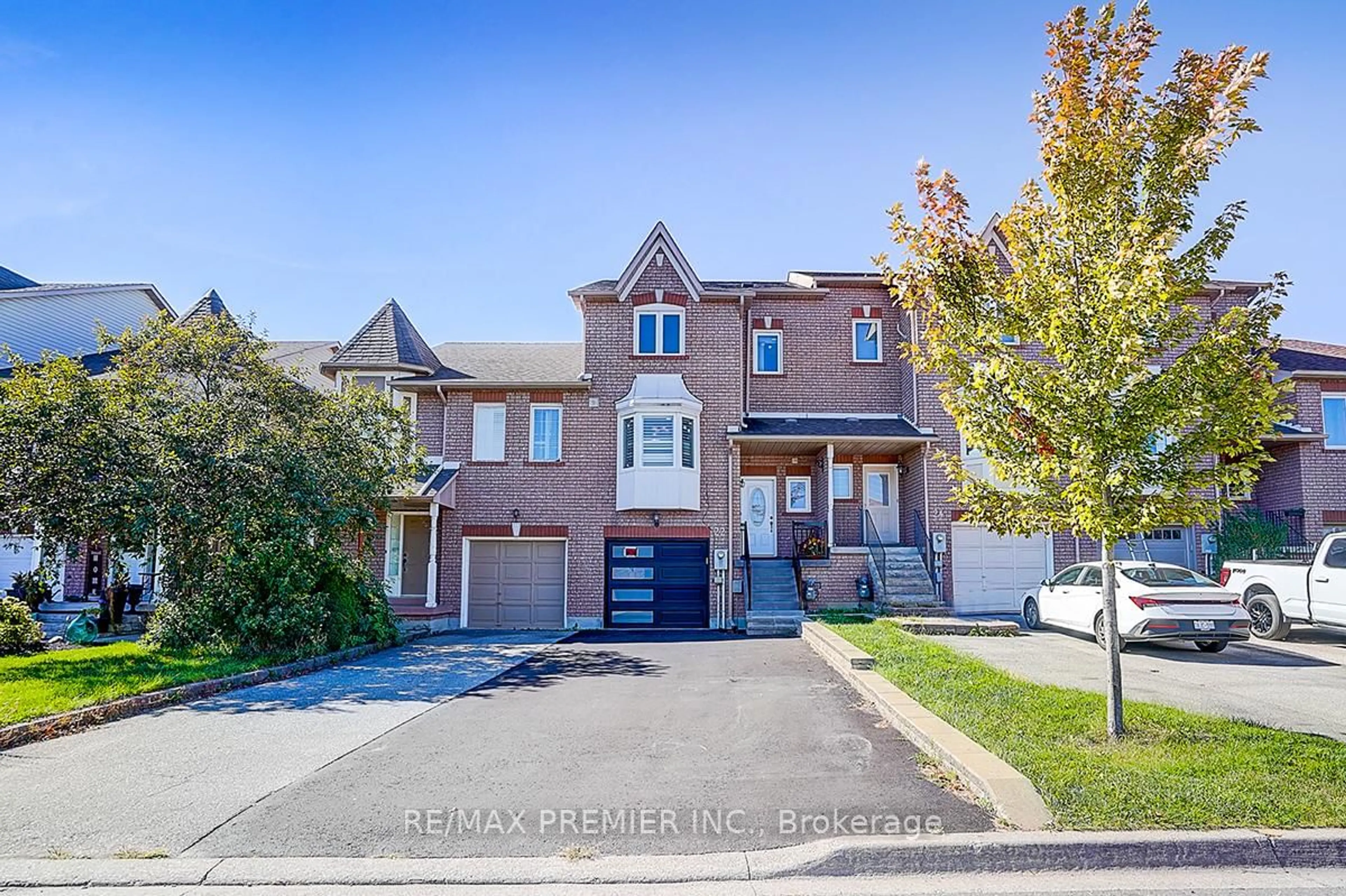 Home with brick exterior material, street for 22 Michelle Dr, Vaughan Ontario L4L 9B8