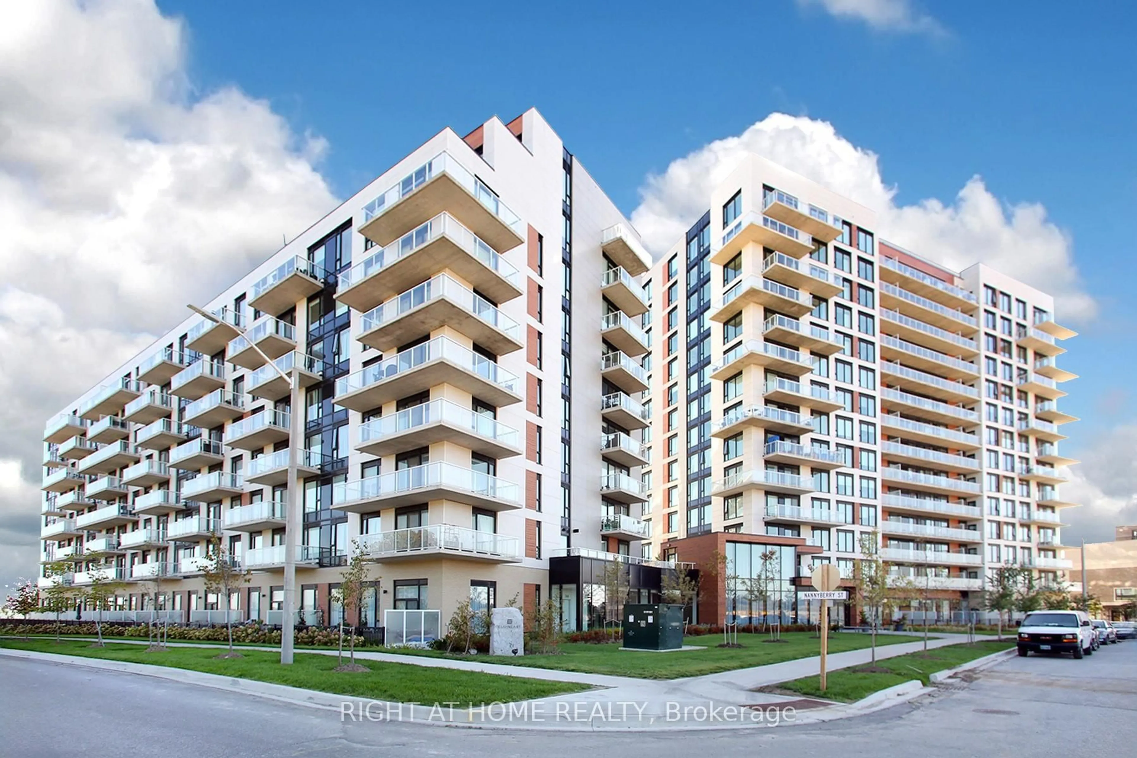 Unknown for 6 David Eyer Rd #513, Richmond Hill Ontario L4S 0N5