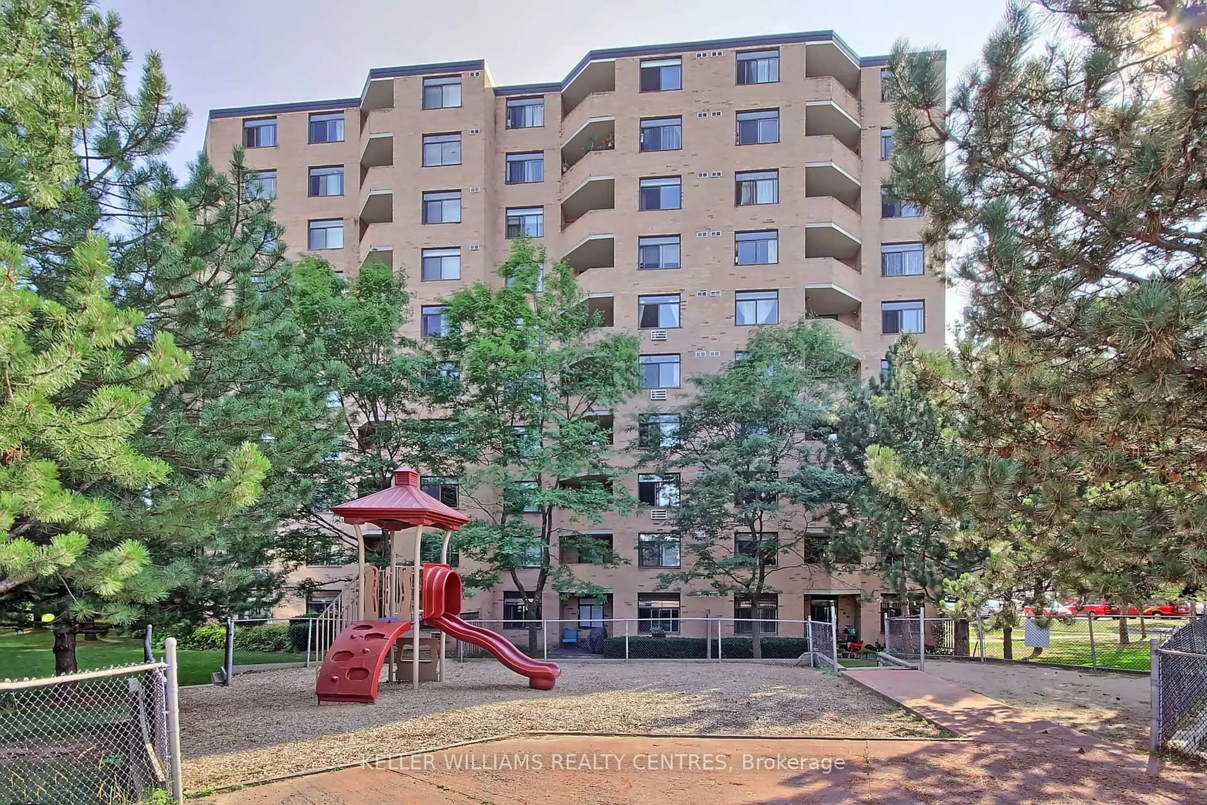 Unknown for 260 Davis Dr #408, Newmarket Ontario L3Y 7C3