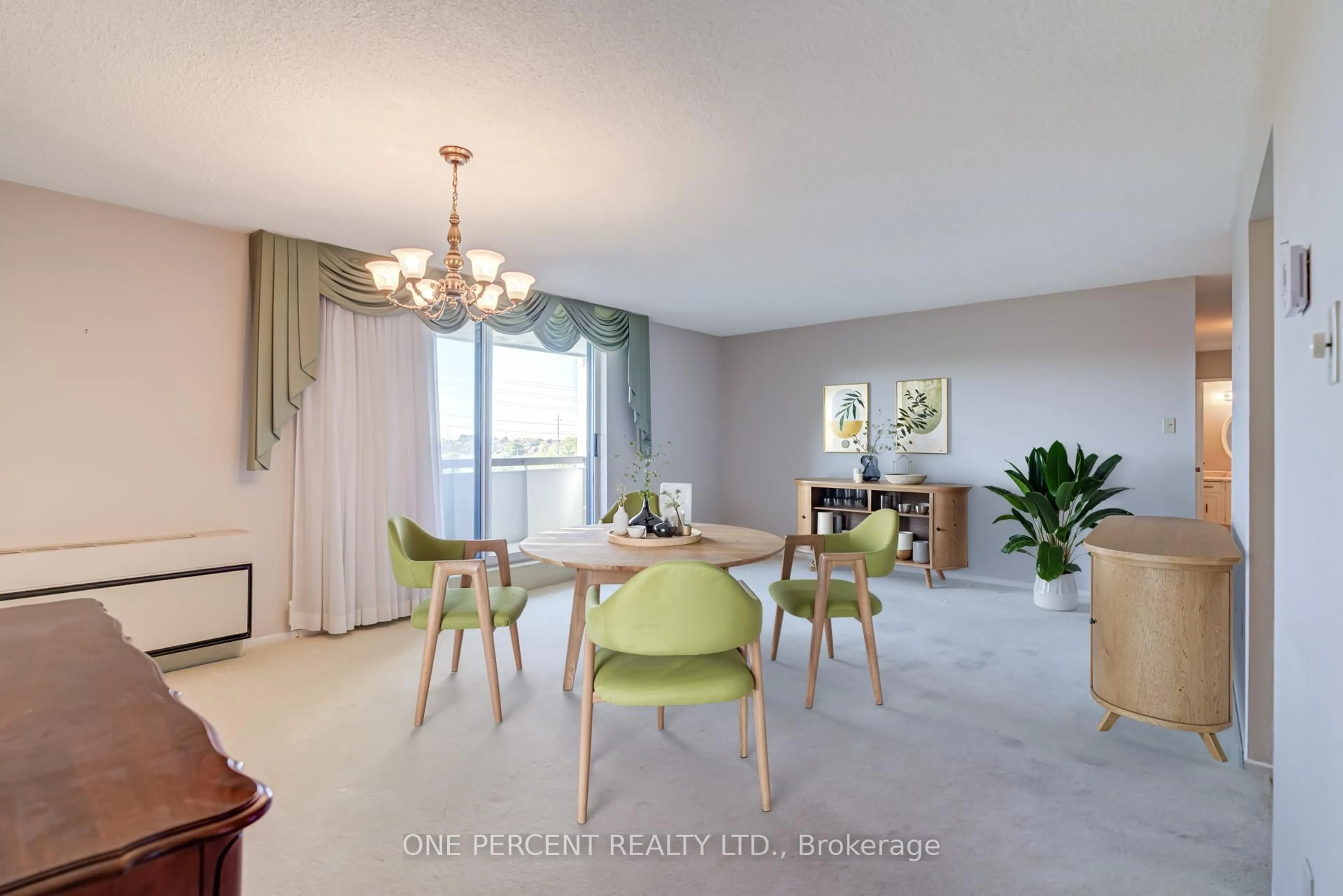 Dining room, unknown for 20 William Roe Blvd #705, Newmarket Ontario L3Y 5V6