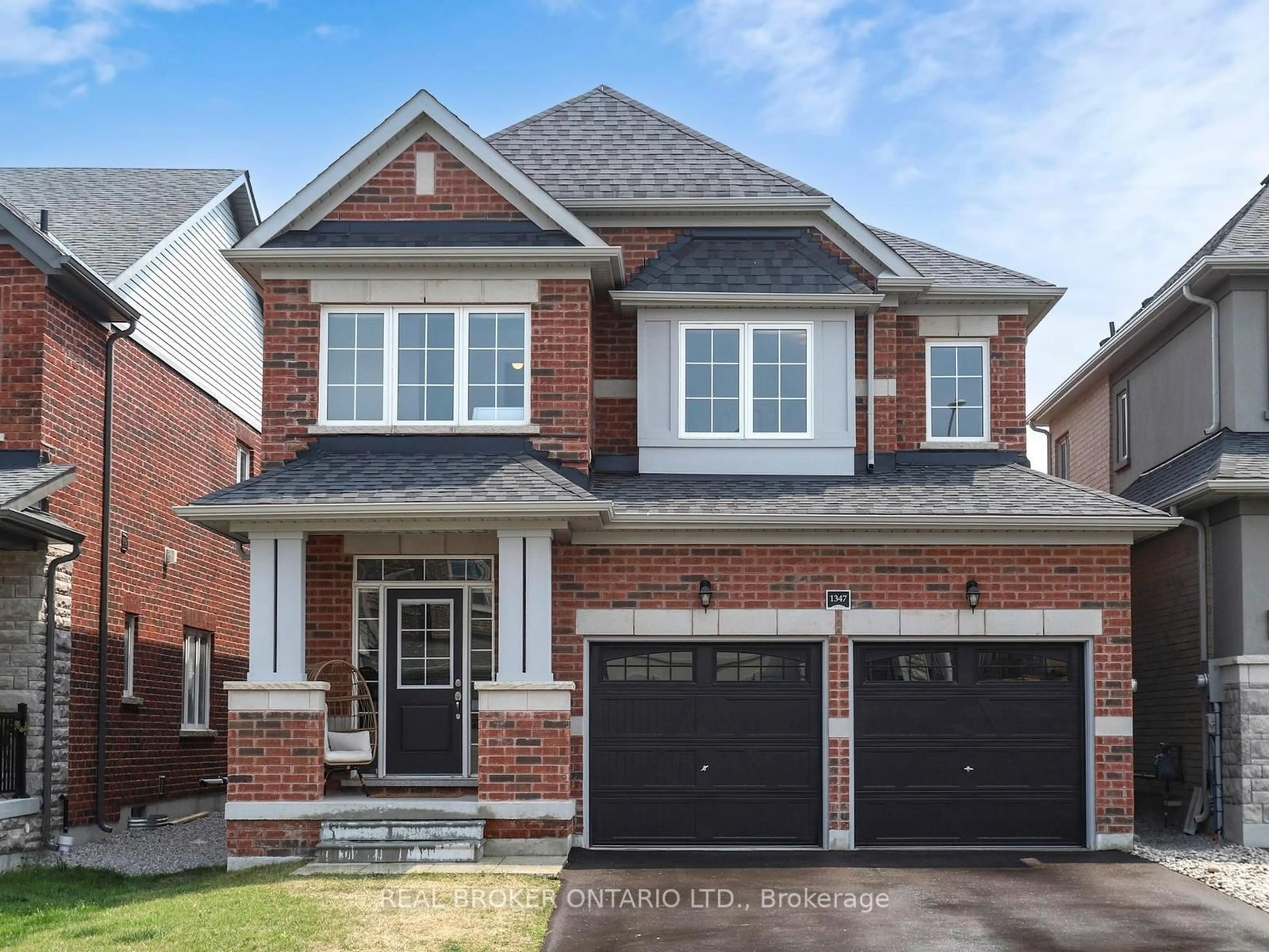 Home with brick exterior material, street for 1347 Stevens Rd, Innisfil Ontario L9S 0P4