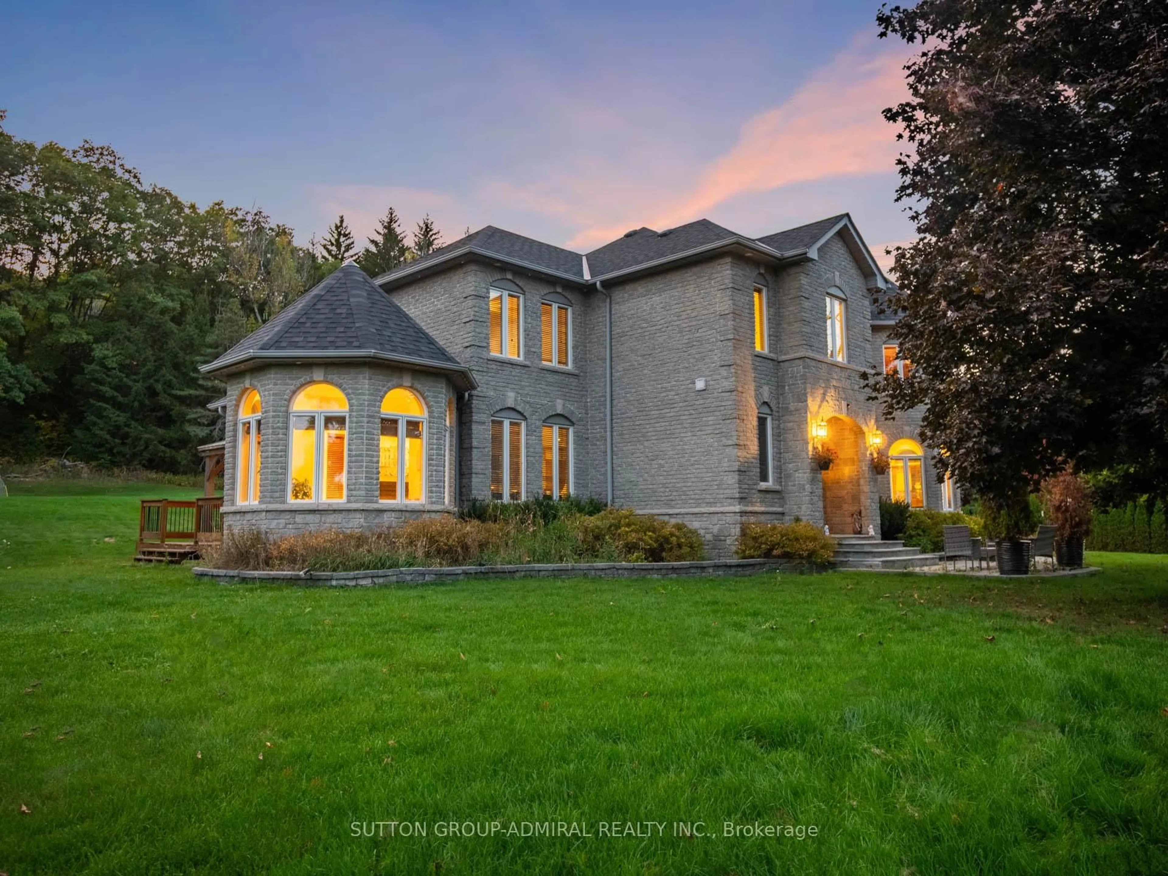 Home with brick exterior material, unknown for 70 Kilkenny Tr, Bradford West Gwillimbury Ontario L3Z 3C5