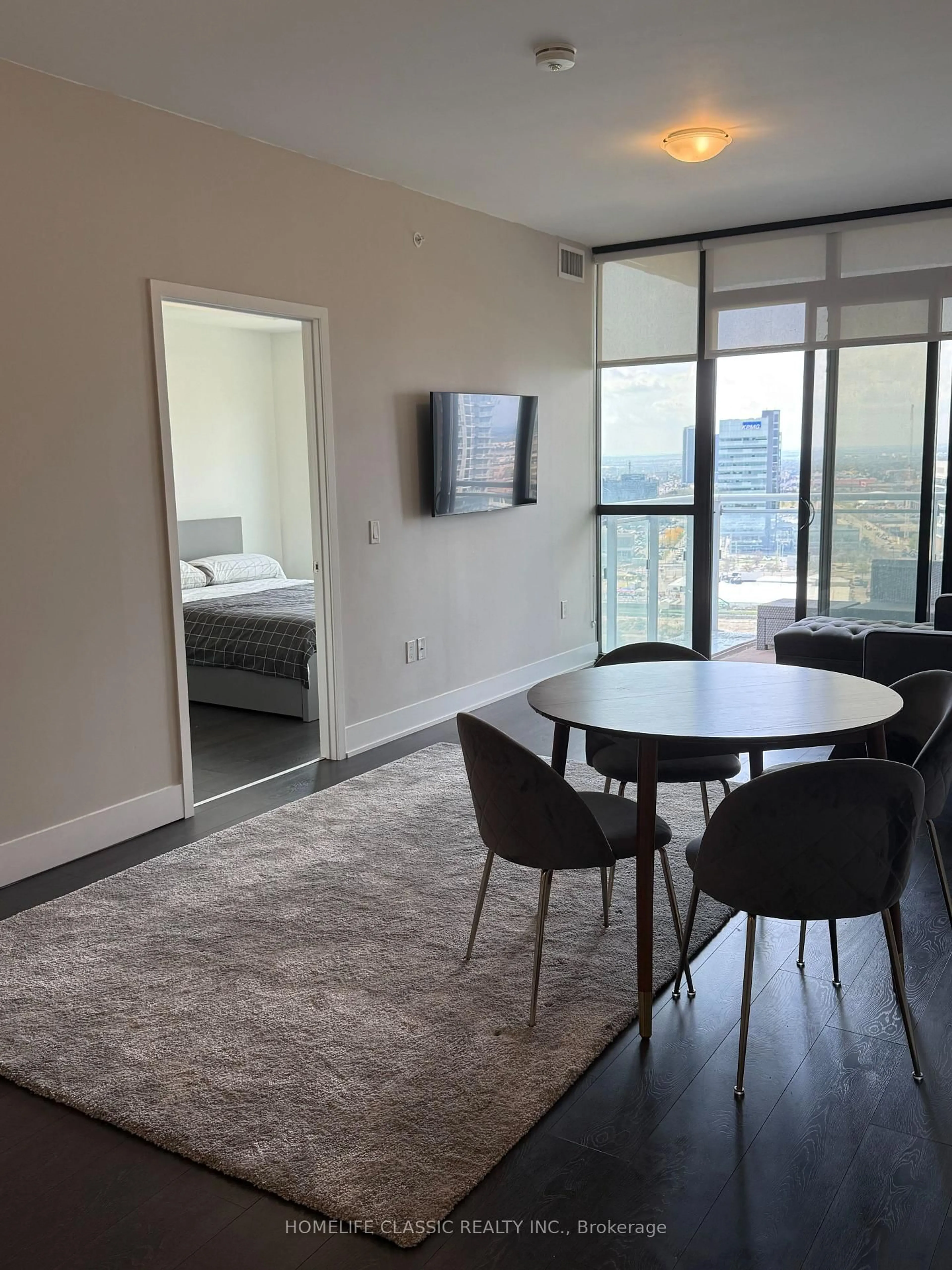 A pic of a room for 2916 Highway 7 #1604, Vaughan Ontario L4K 0K6