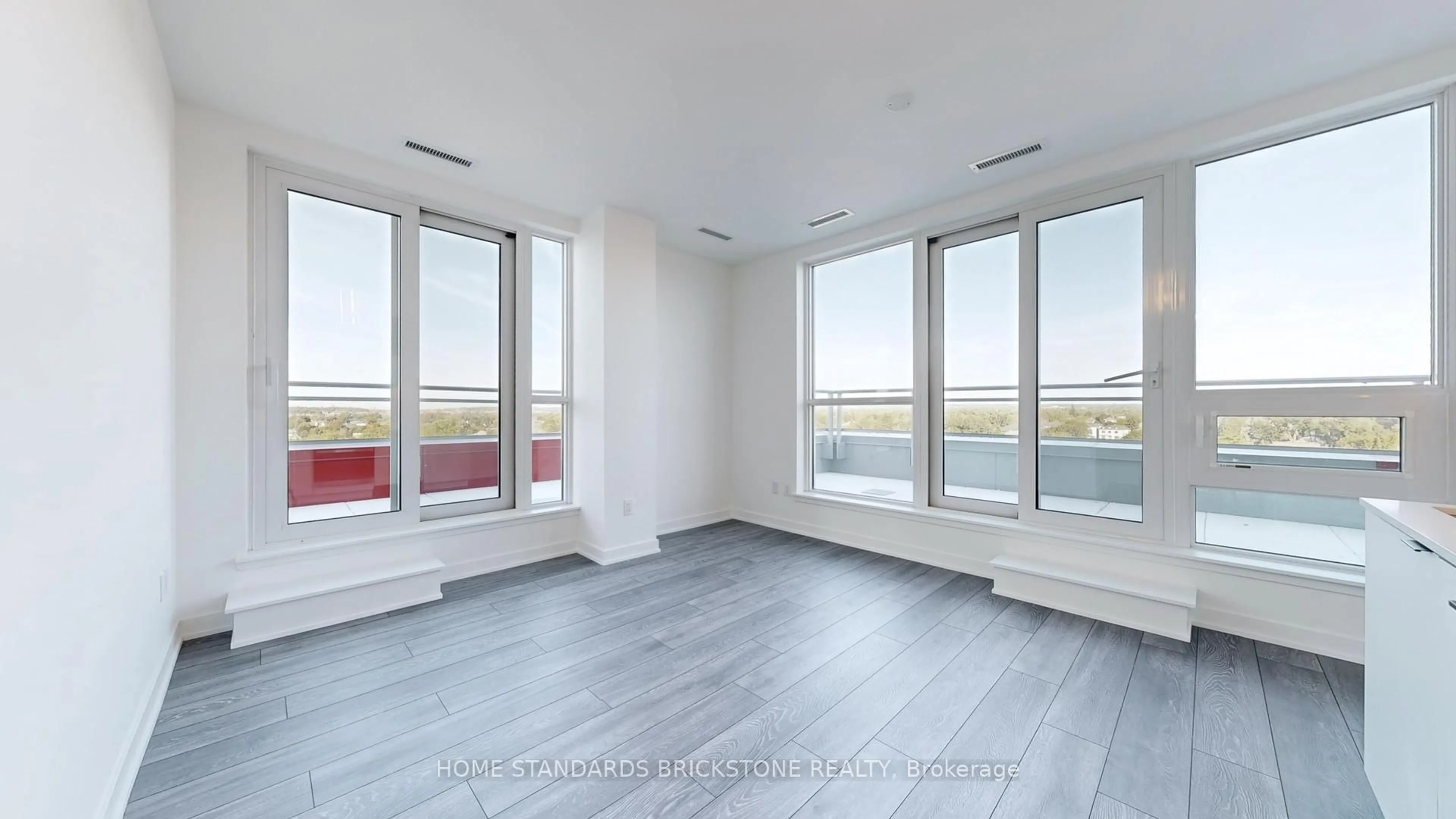 A pic of a room for 8888 Yonge St #711, Richmond Hill Ontario L4C 5V6