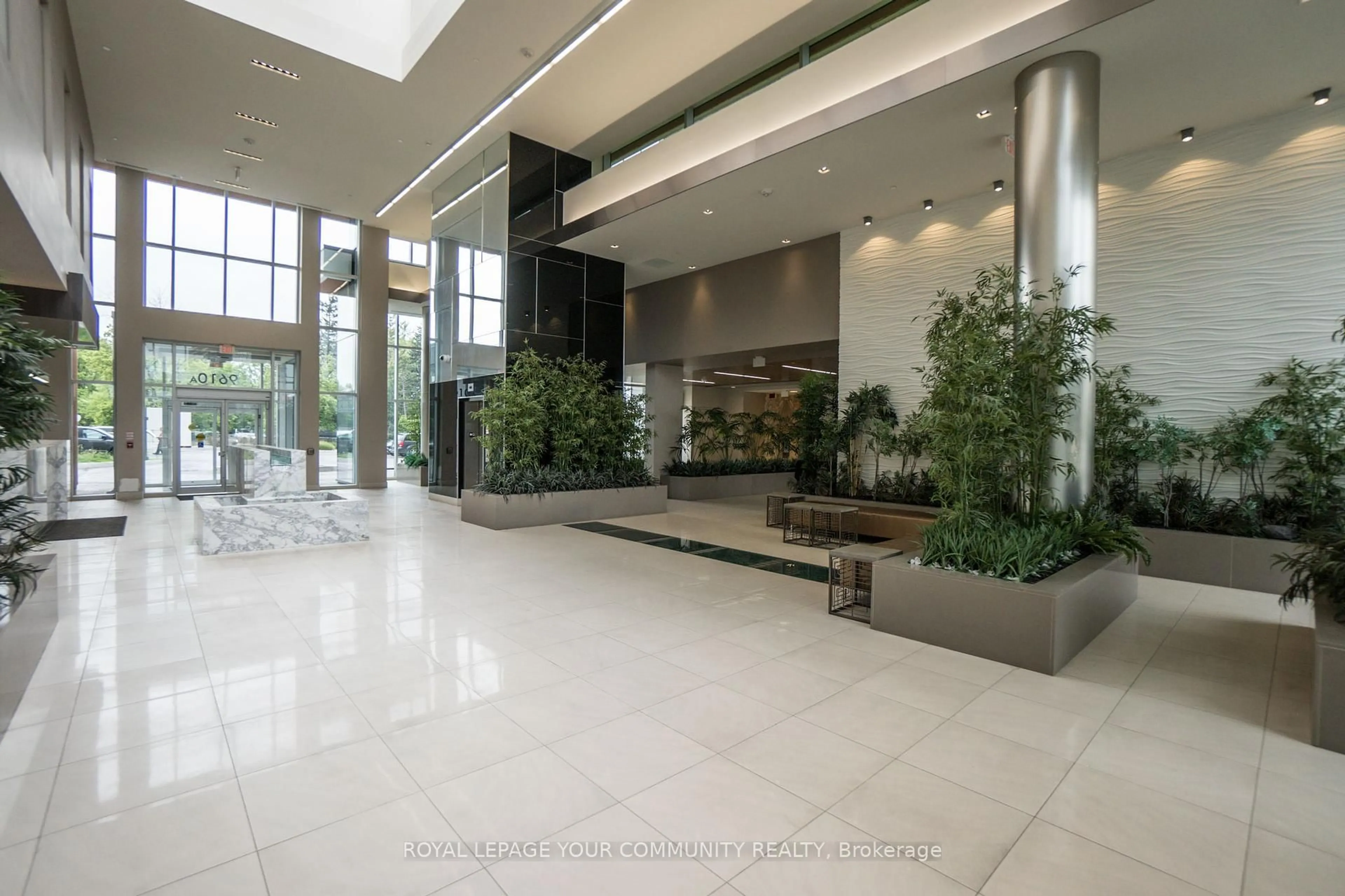 Lobby for 9600 Yonge St #1108, Richmond Hill Ontario L4C 1V6