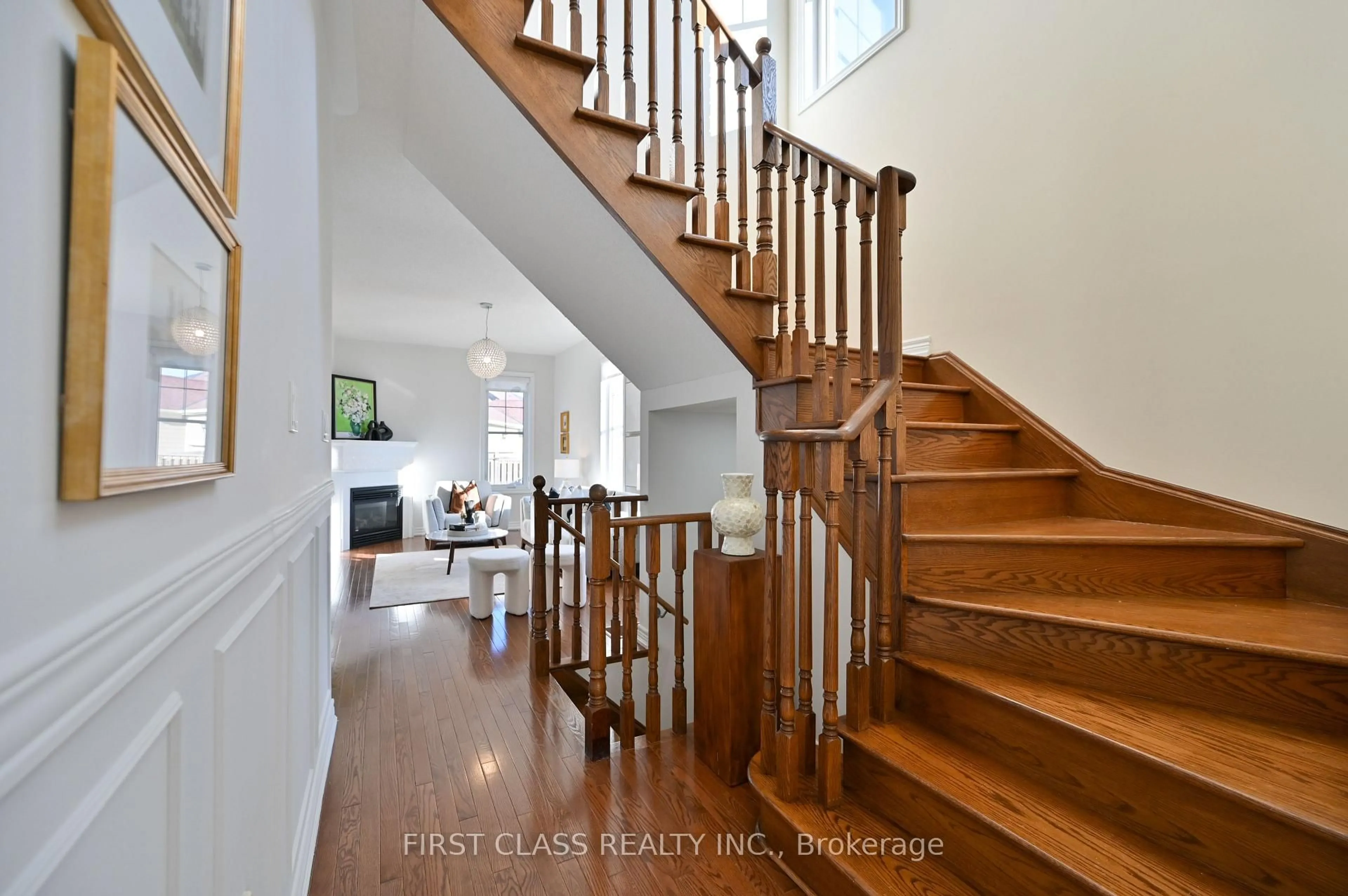 Unknown for 12 Princess Diana Dr, Markham Ontario L6C 0G7