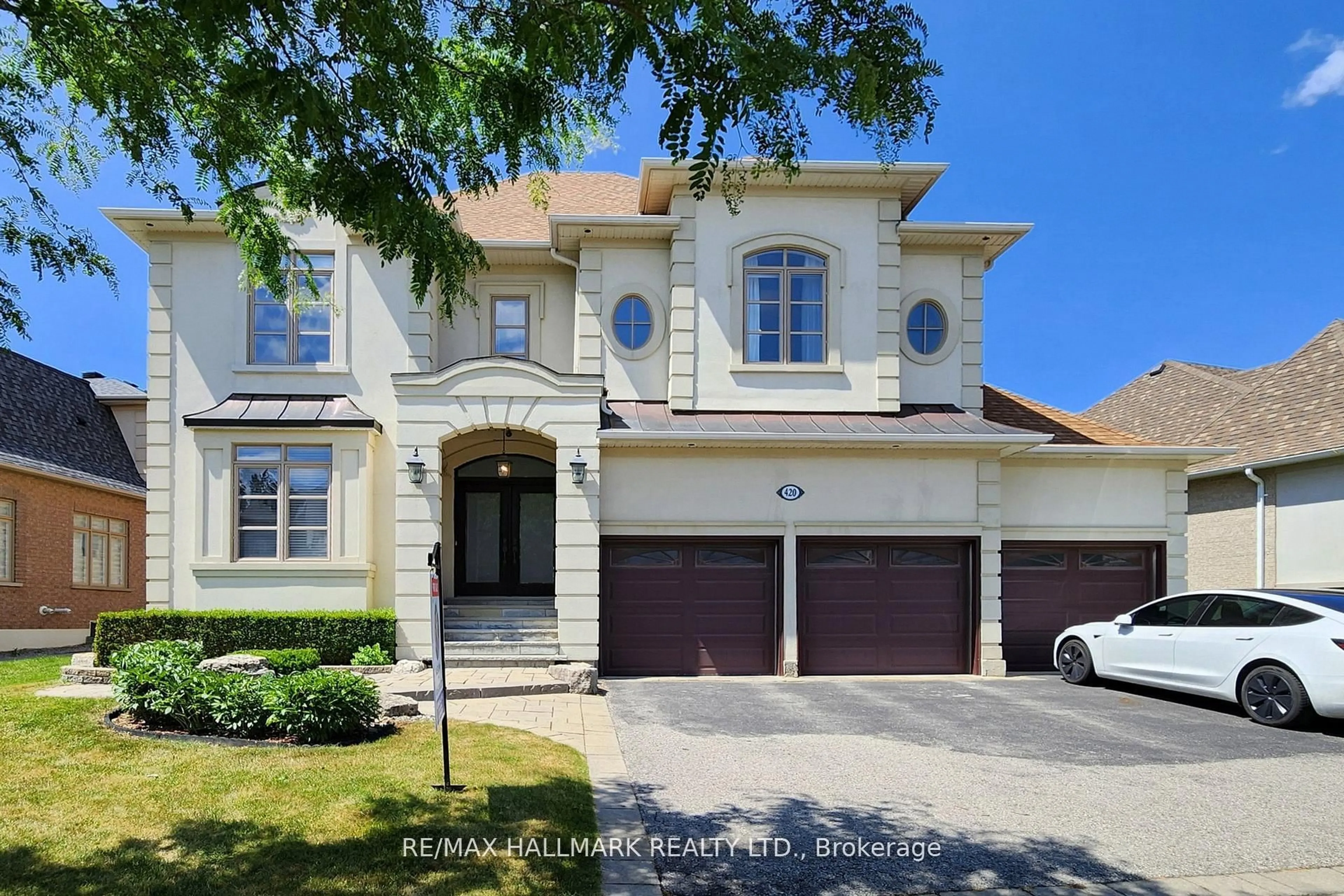 Home with brick exterior material, street for 420 Paradelle Dr, Richmond Hill Ontario L4E 4R9