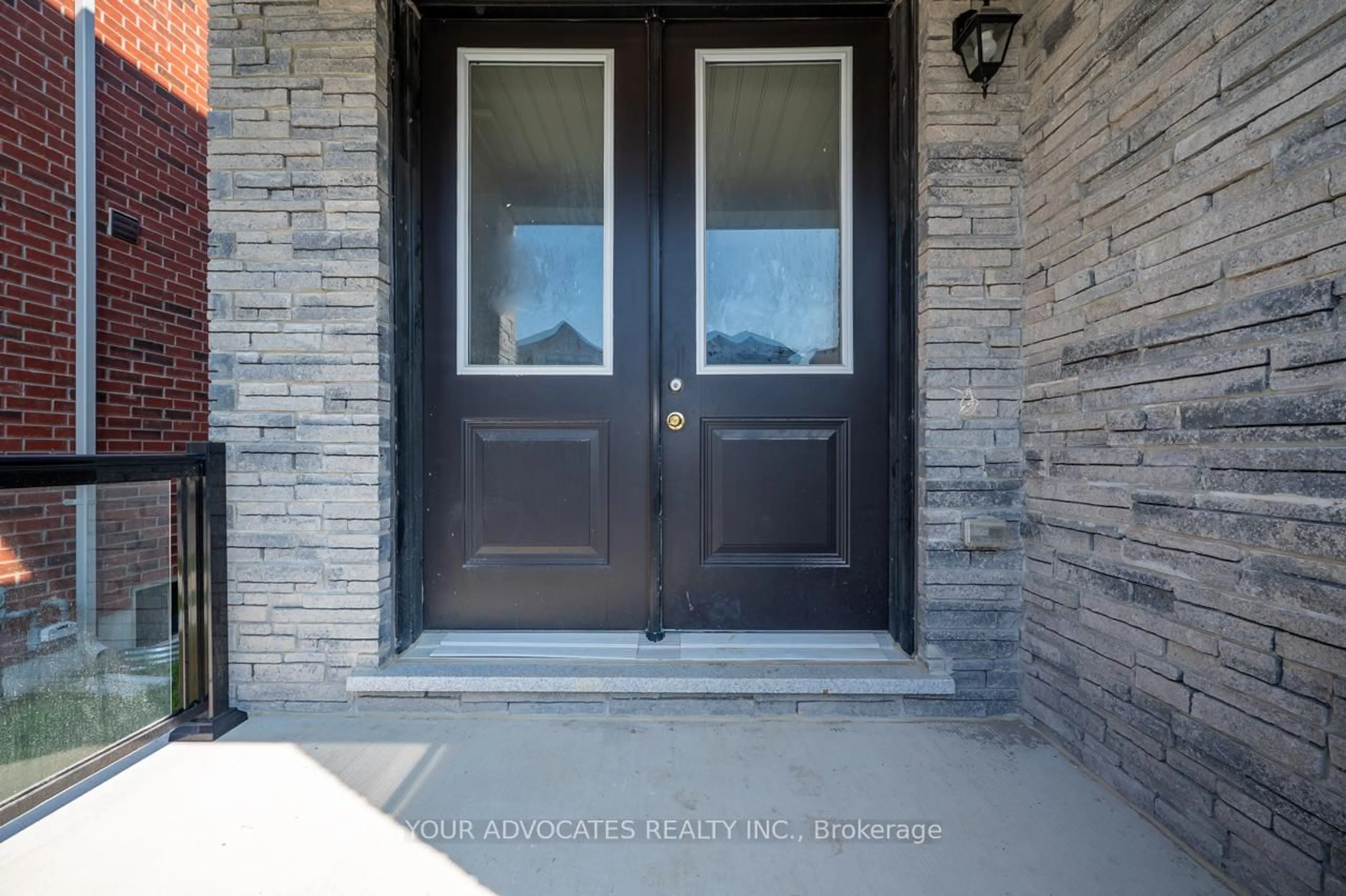 Indoor entryway for 14 Jack Carson Dr, Markham Ontario L6B 1R8