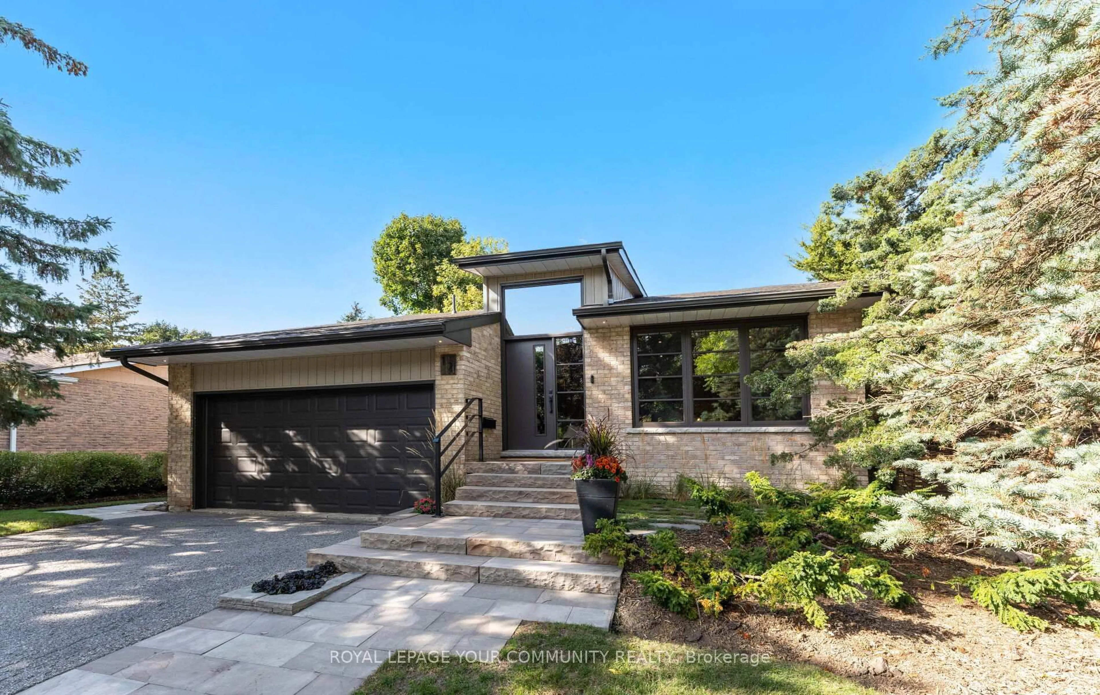 Home with brick exterior material, street for 12 Glenview Dr, Aurora Ontario L4G 2G8