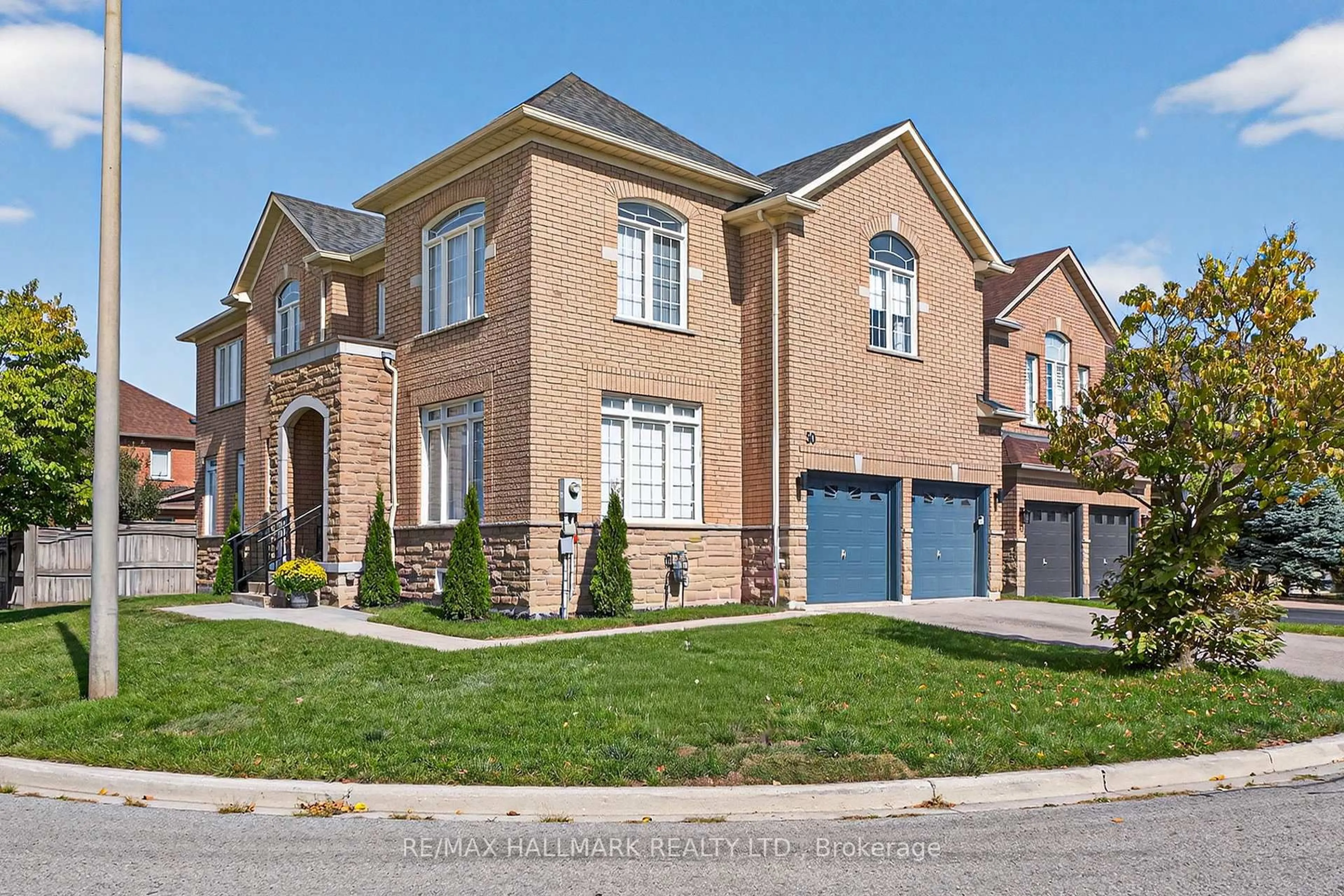Home with brick exterior material, street for 50 Bentwood Cres, Vaughan Ontario L4J 8R3