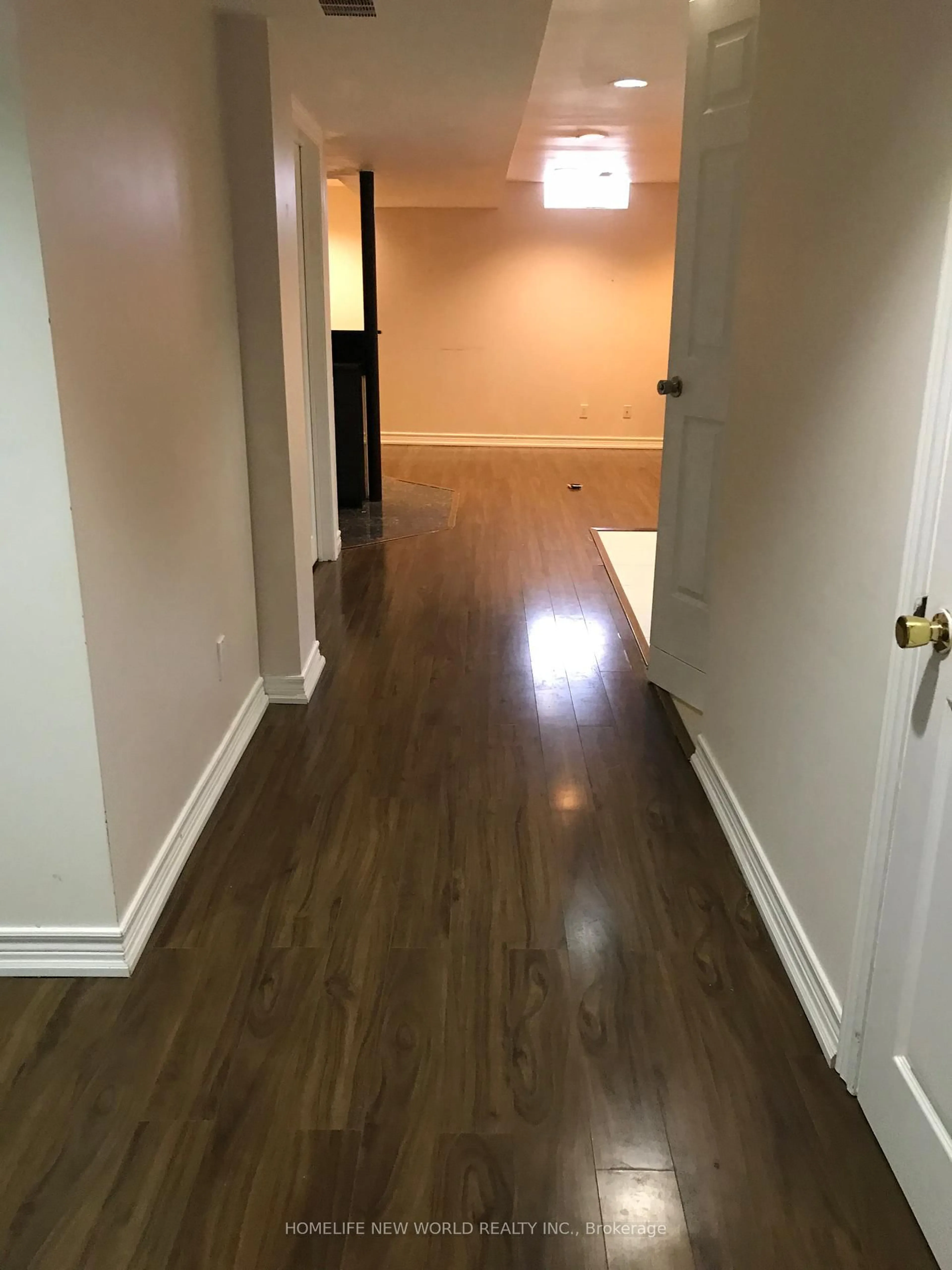 A pic of a room for 25 Westmoreland Crt, Markham Ontario L3R 8L9
