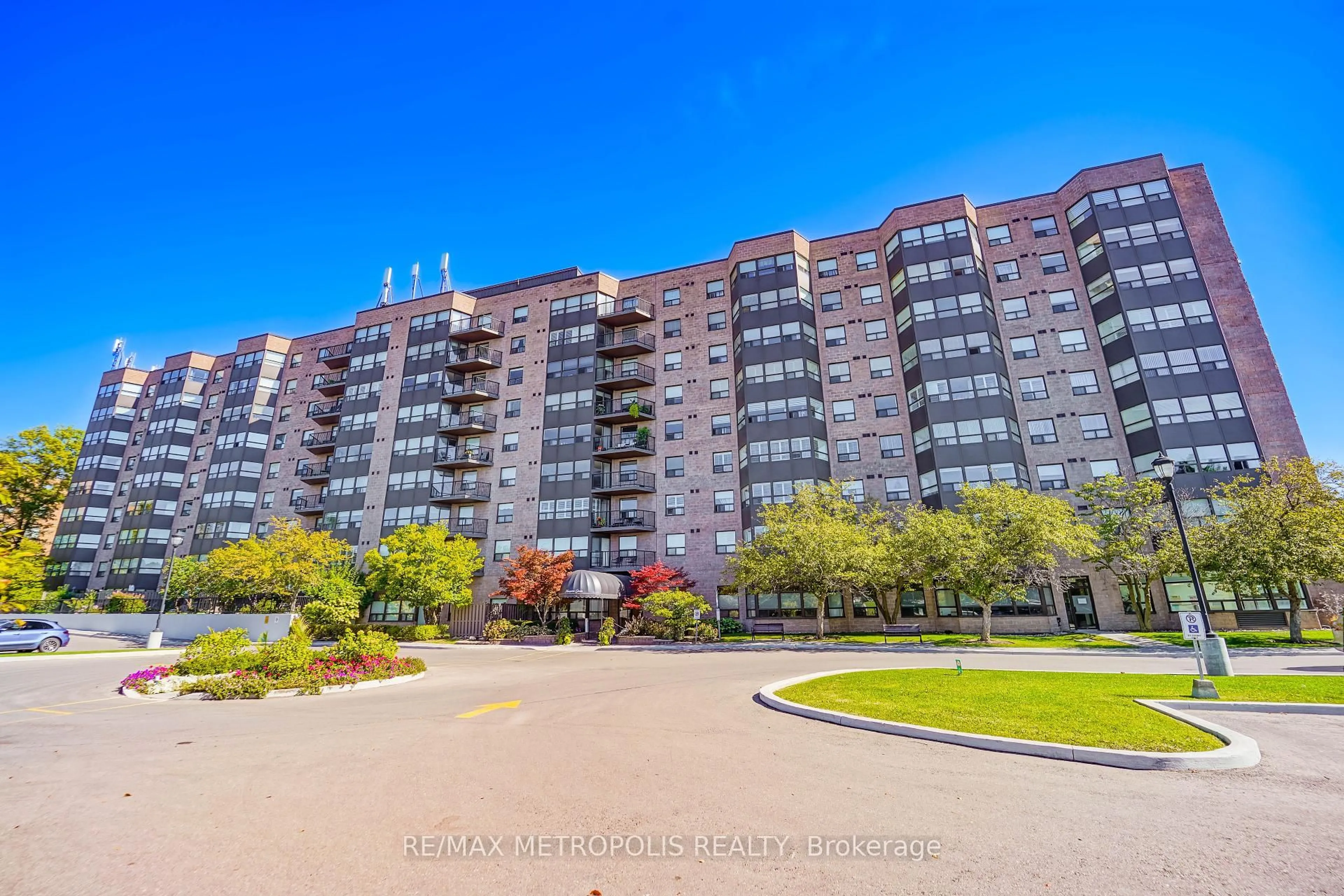 Unknown for 2 Raymerville Dr #502, Markham Ontario L3P 7N7