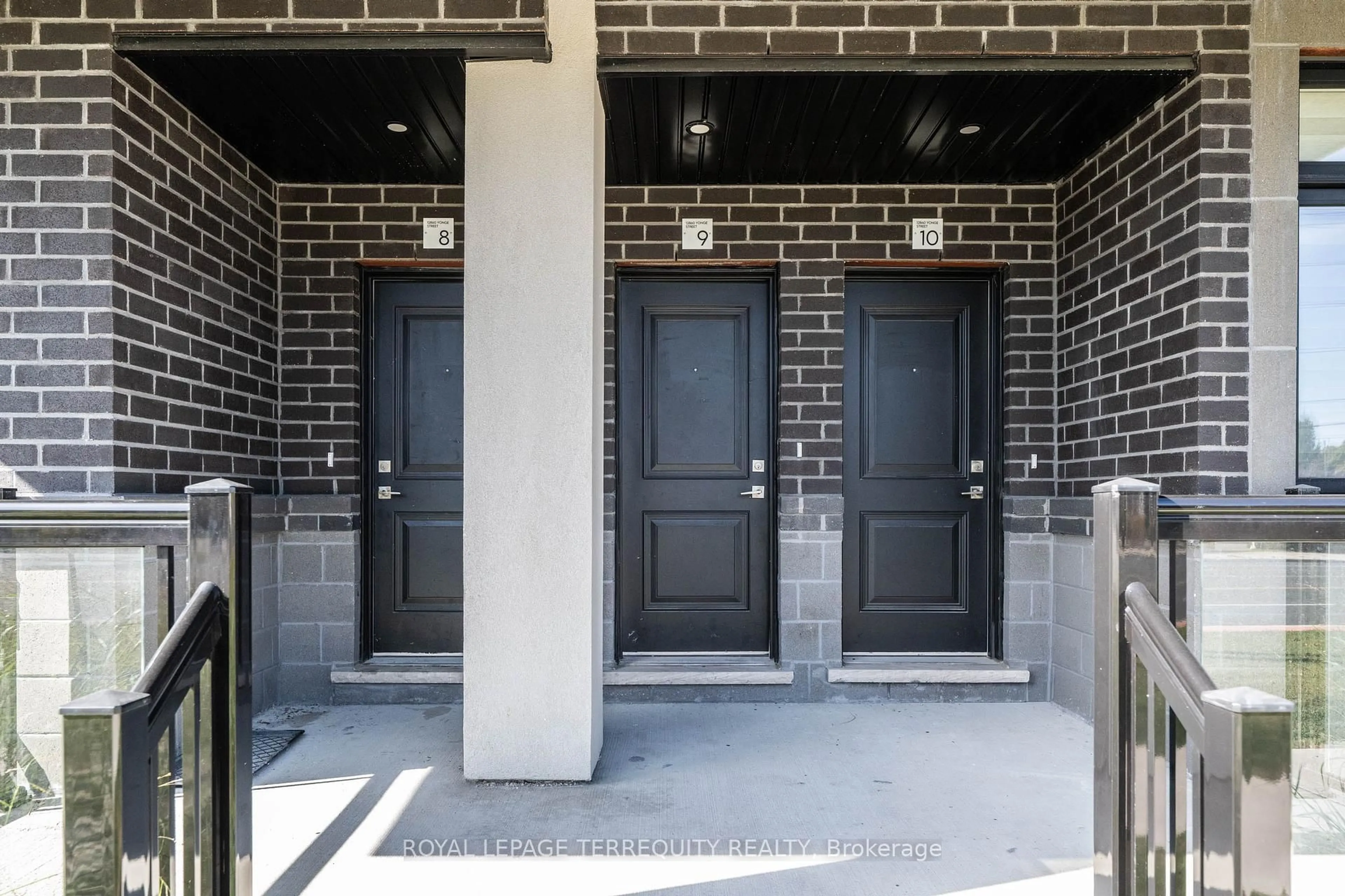Unknown for 12860 Yonge St #9, Richmond Hill Ontario L4E 1J4