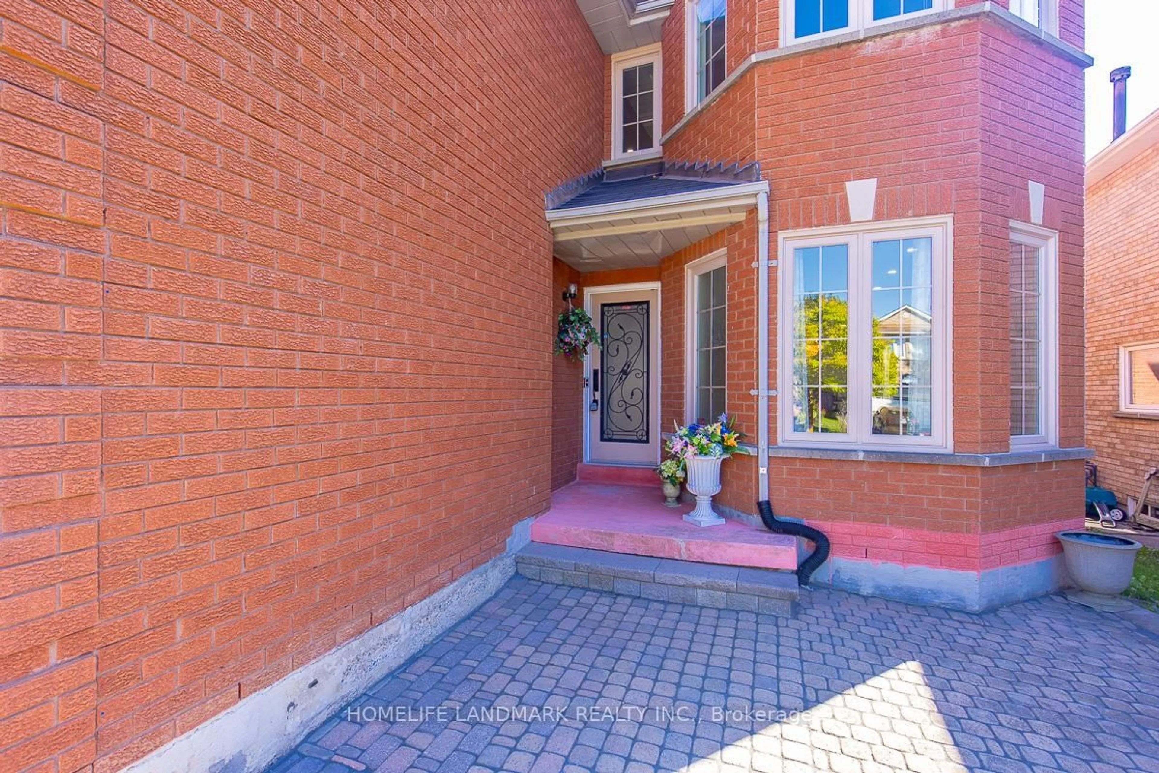 Unknown for 4 Pine Bough Manr, Richmond Hill Ontario L4S 1A4