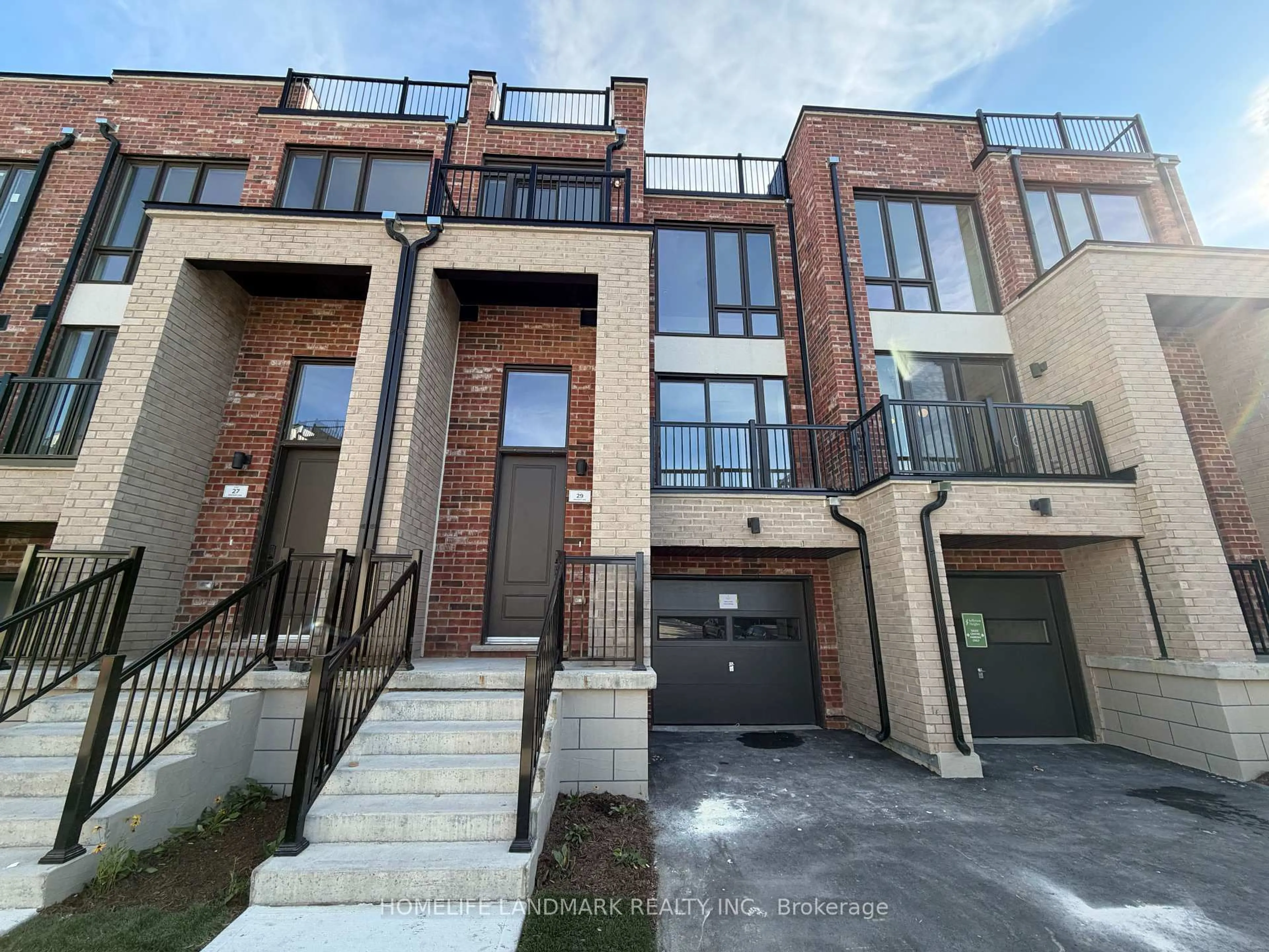 Home with brick exterior material, street for 29 Bancroft Lane, Richmond Hill Ontario L4E 1M1