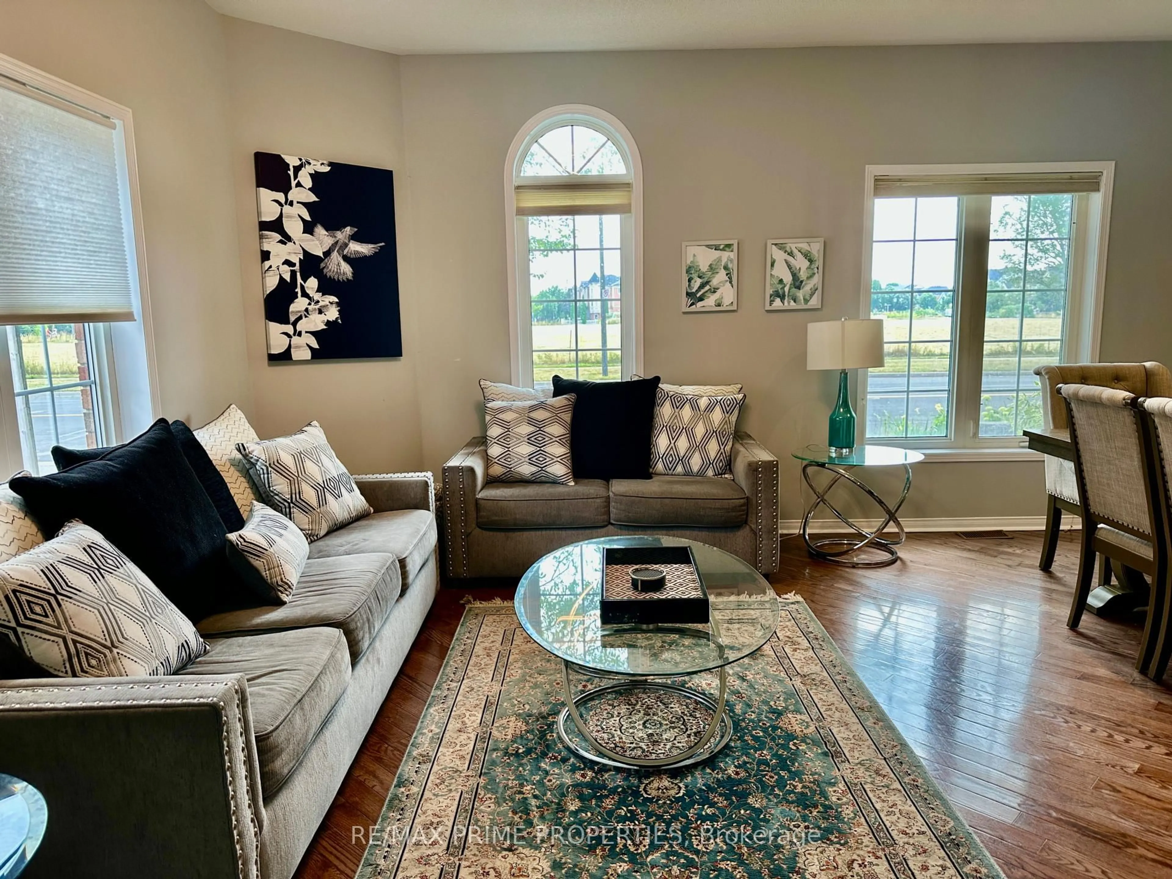 Living room with furniture, unknown for 152 Whites Hill Ave, Markham Ontario L6B 1C7