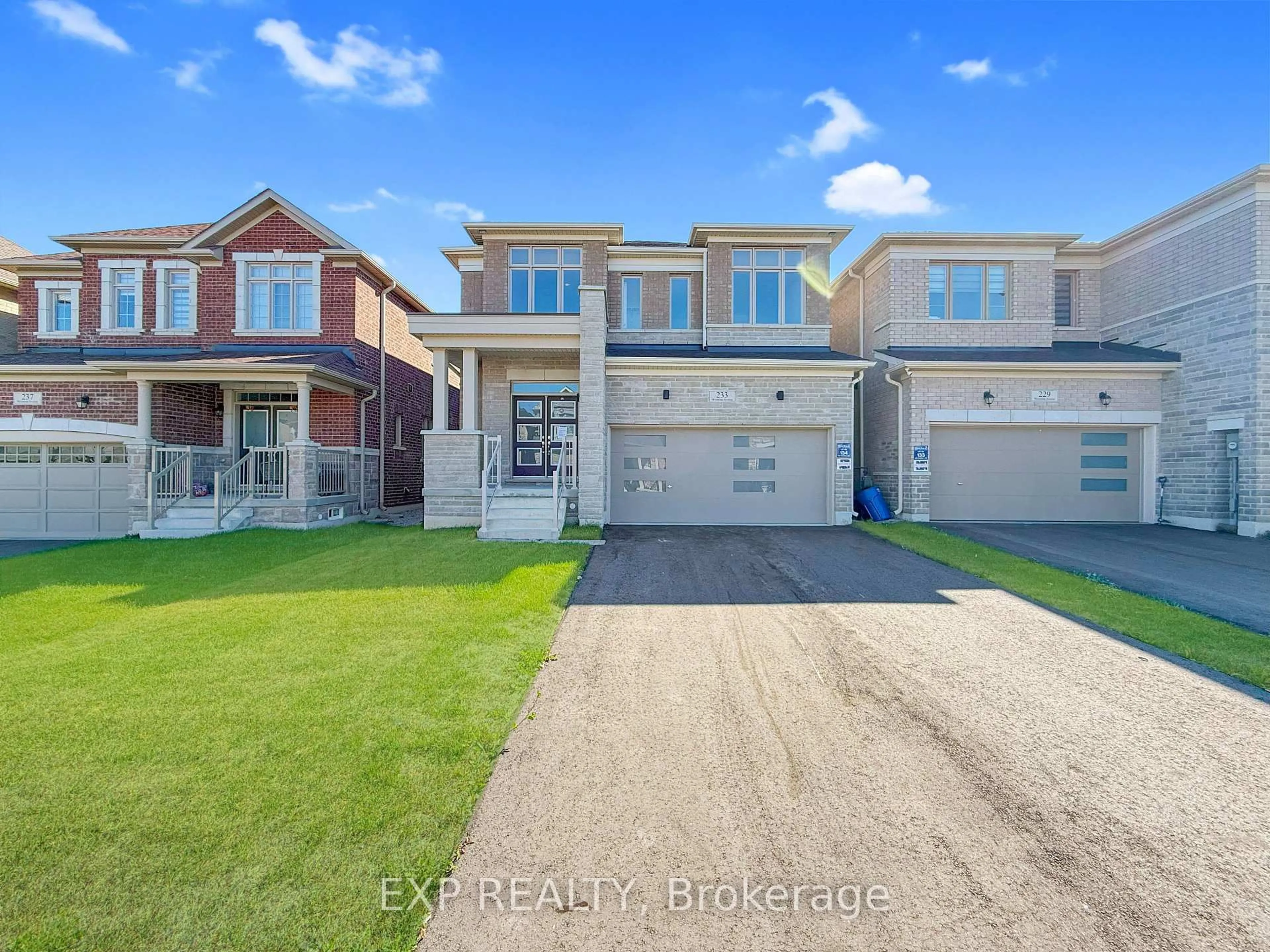 Unknown for 233 Wesmina Ave, Whitchurch-Stouffville Ontario L4A 0R8