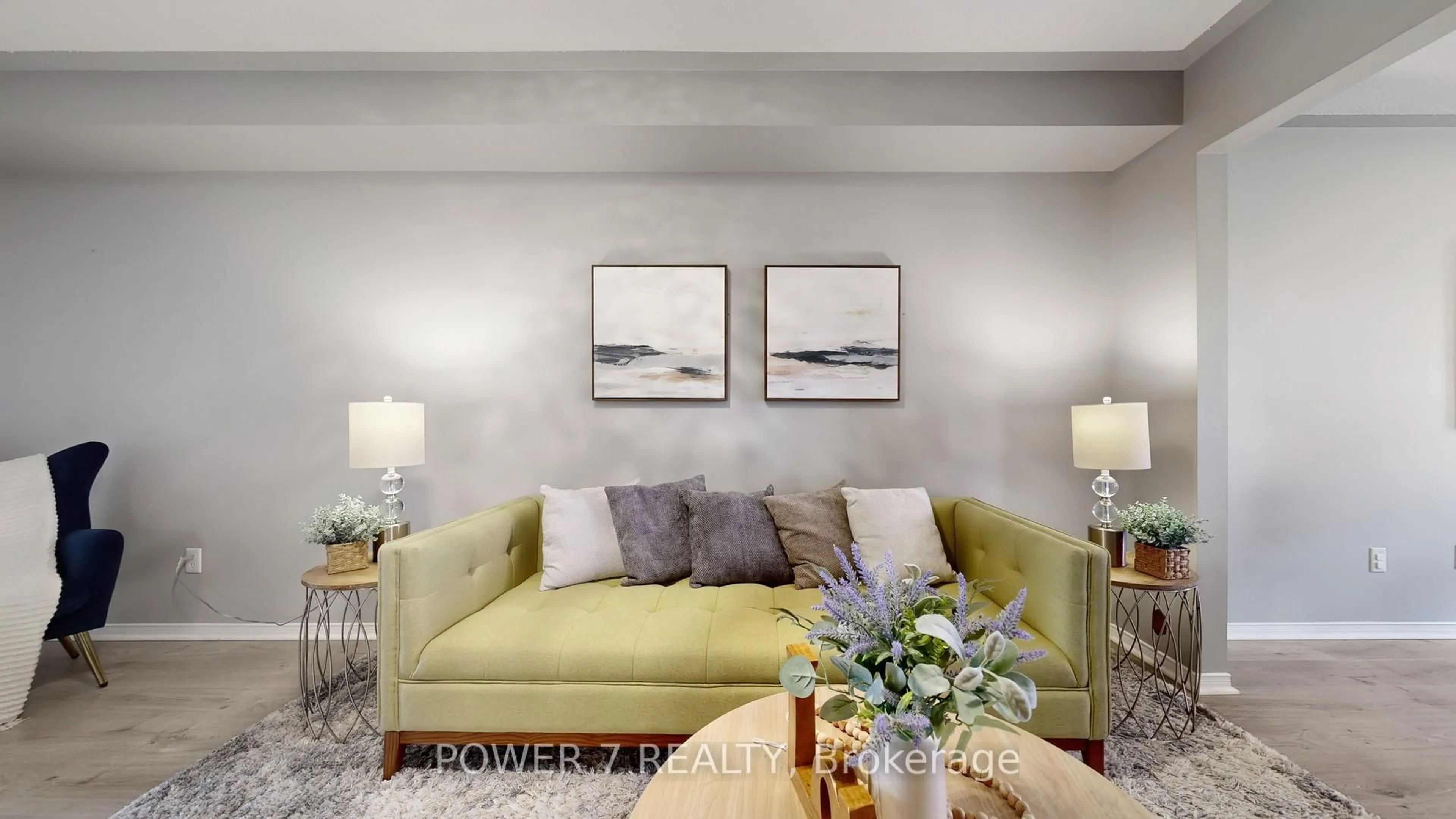 Living room with furniture, unknown for 287 Penndutch Circ, Whitchurch-Stouffville Ontario L4A 0P1