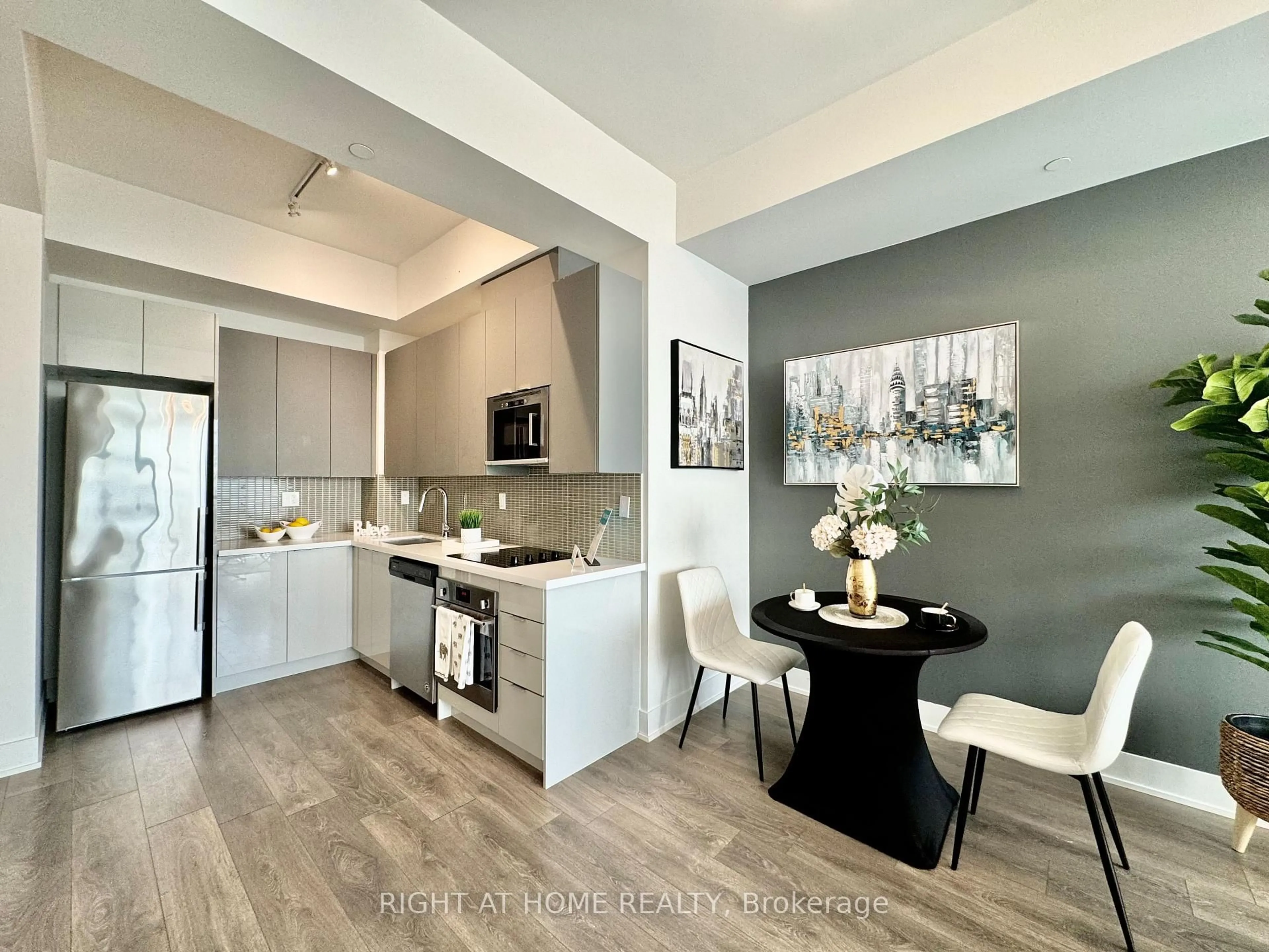 Open concept kitchen, unknown for 2908 Highway 7 Rd #3709, Vaughan Ontario L4K 0K5