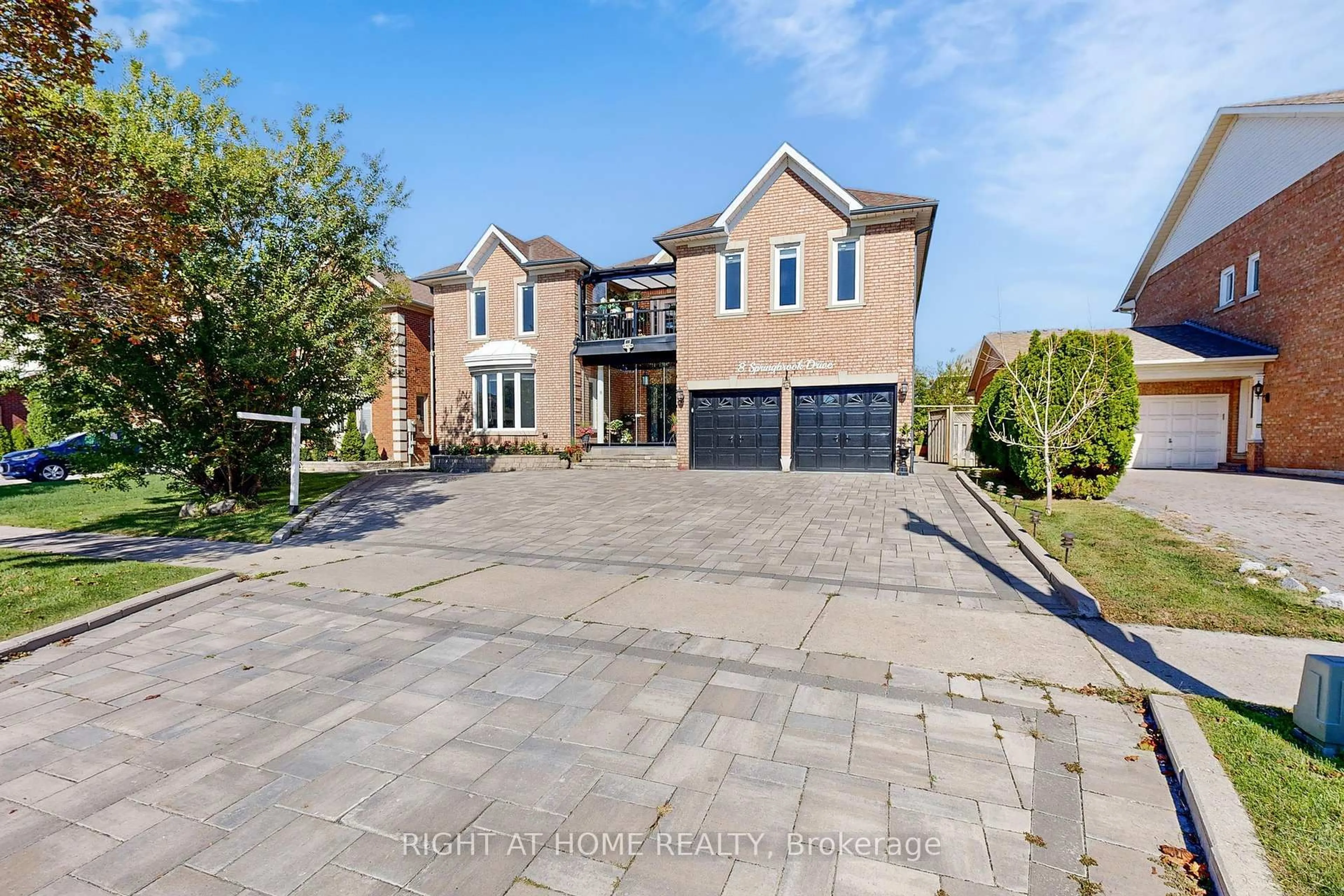 Home with brick exterior material, street for 8 Springbrook Dr, Richmond Hill Ontario L4B 3R9