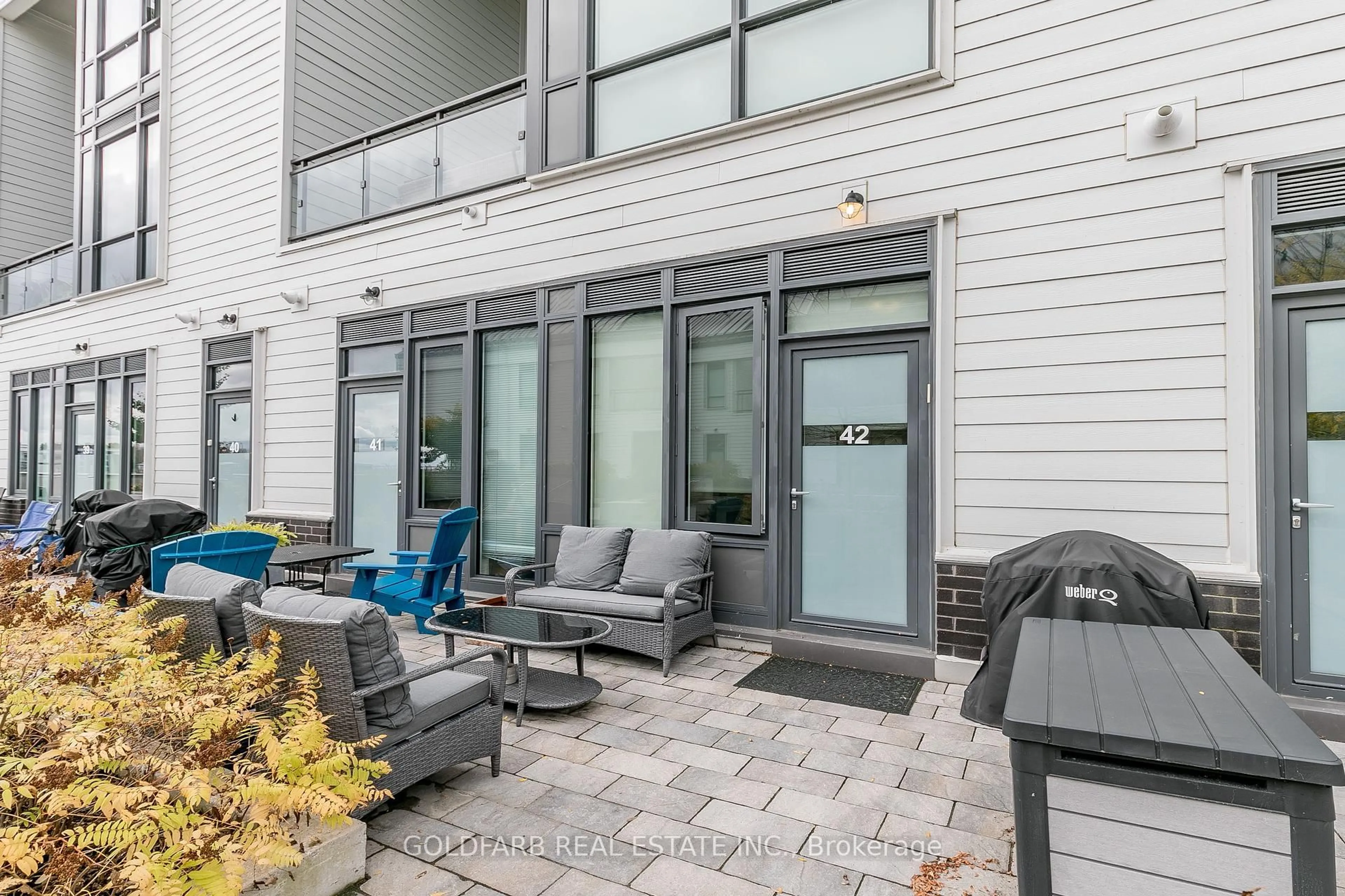 Patio, street for 261 Broward Way #42, Innisfil Ontario L9S 0J5