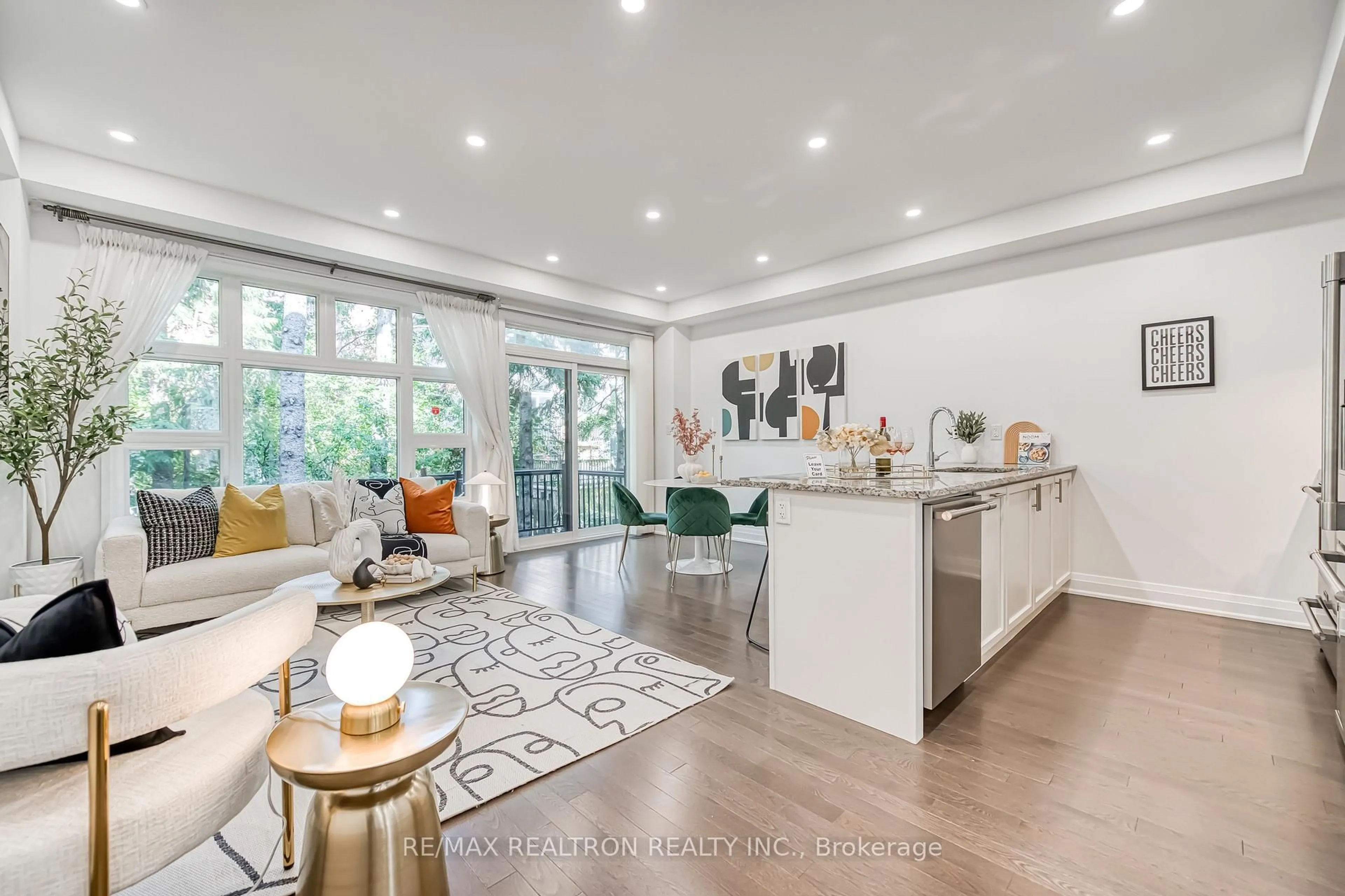 Open concept kitchen, unknown for 66 Causland Lane, Richmond Hill Ontario L4S 0G5
