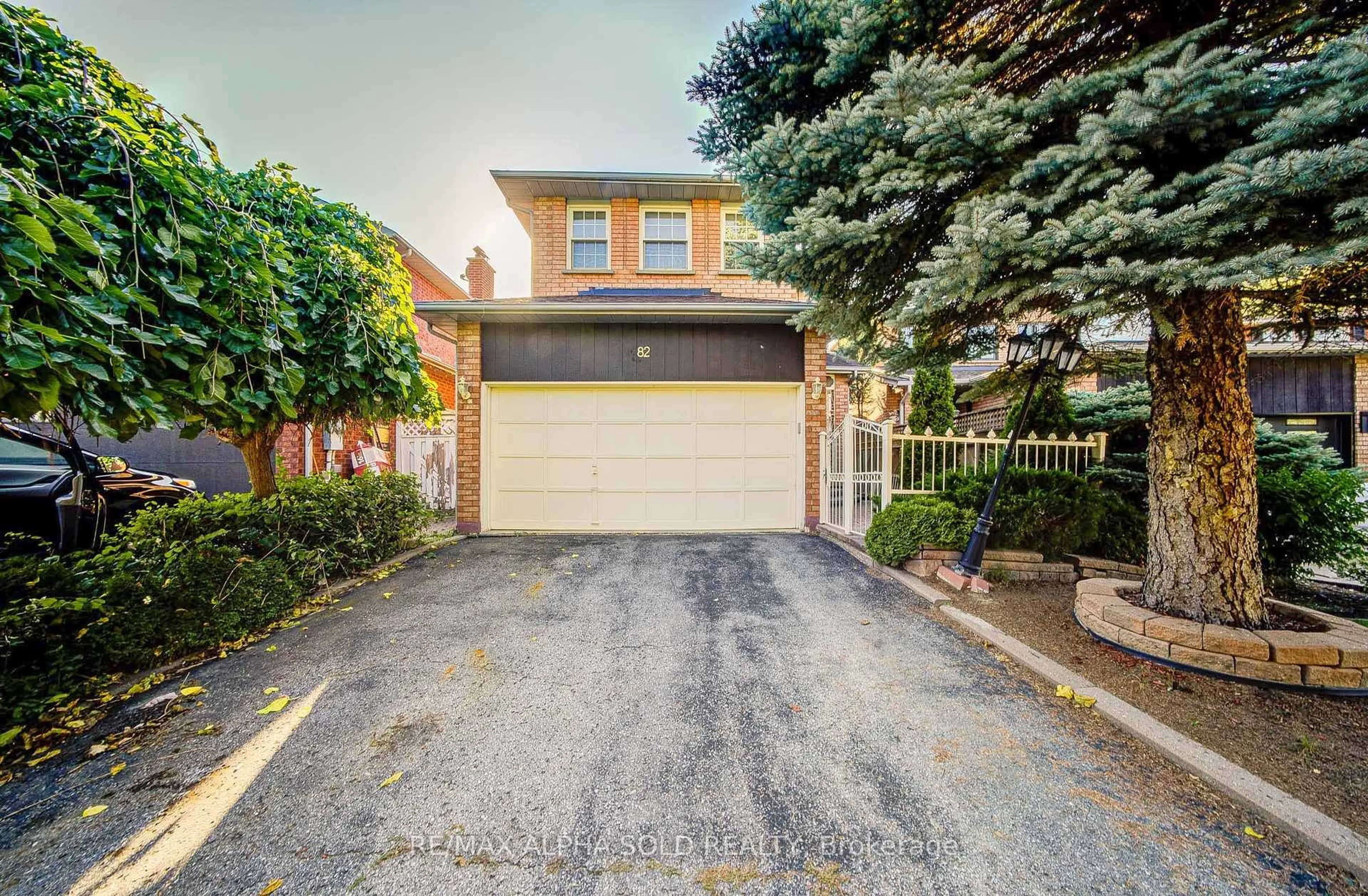 Unknown for 82 Olivewood Dr, Markham Ontario L3S 3E2