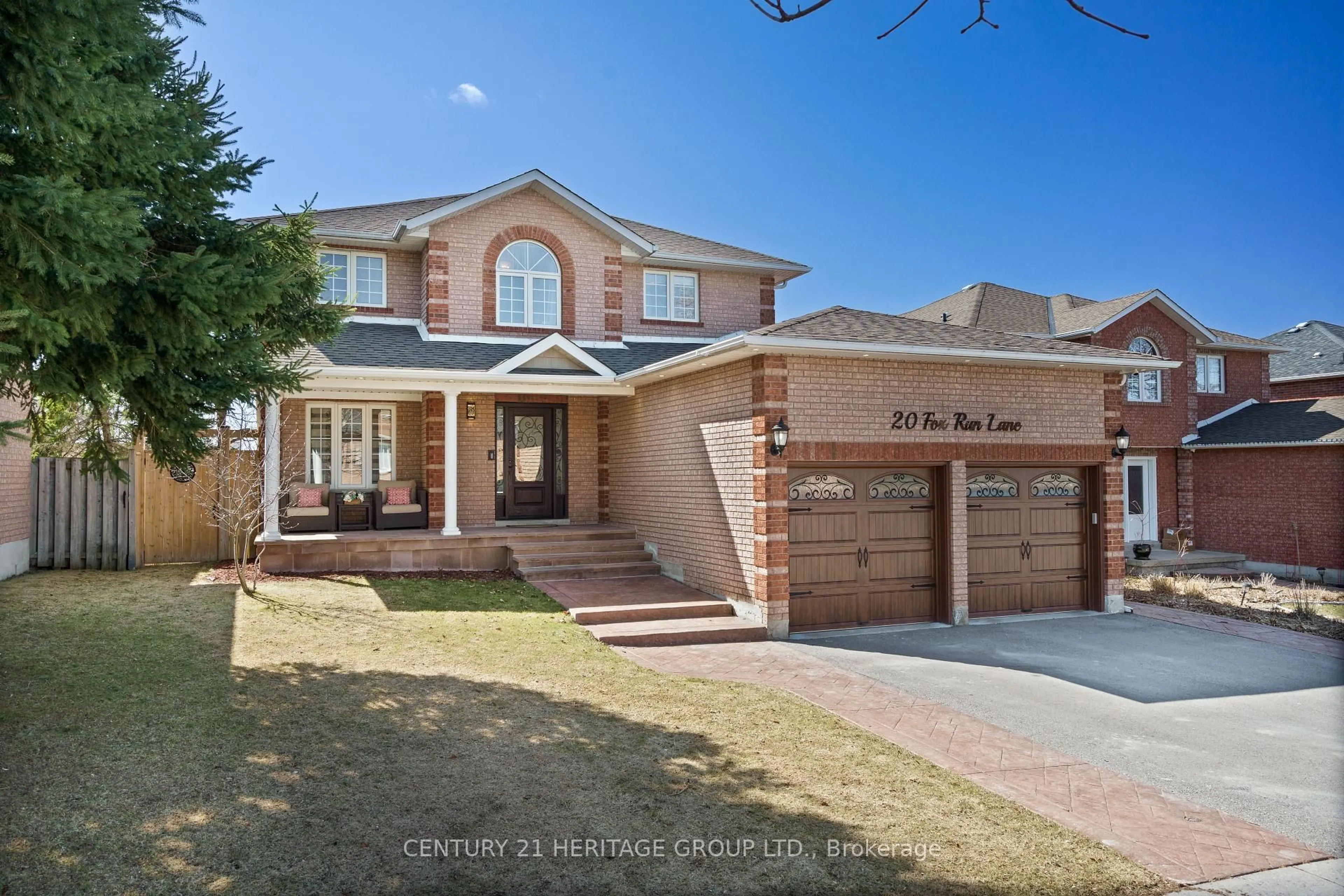 Home with brick exterior material, street for 20 Fox Run Lane, Bradford West Gwillimbury Ontario L3Z 2Z3
