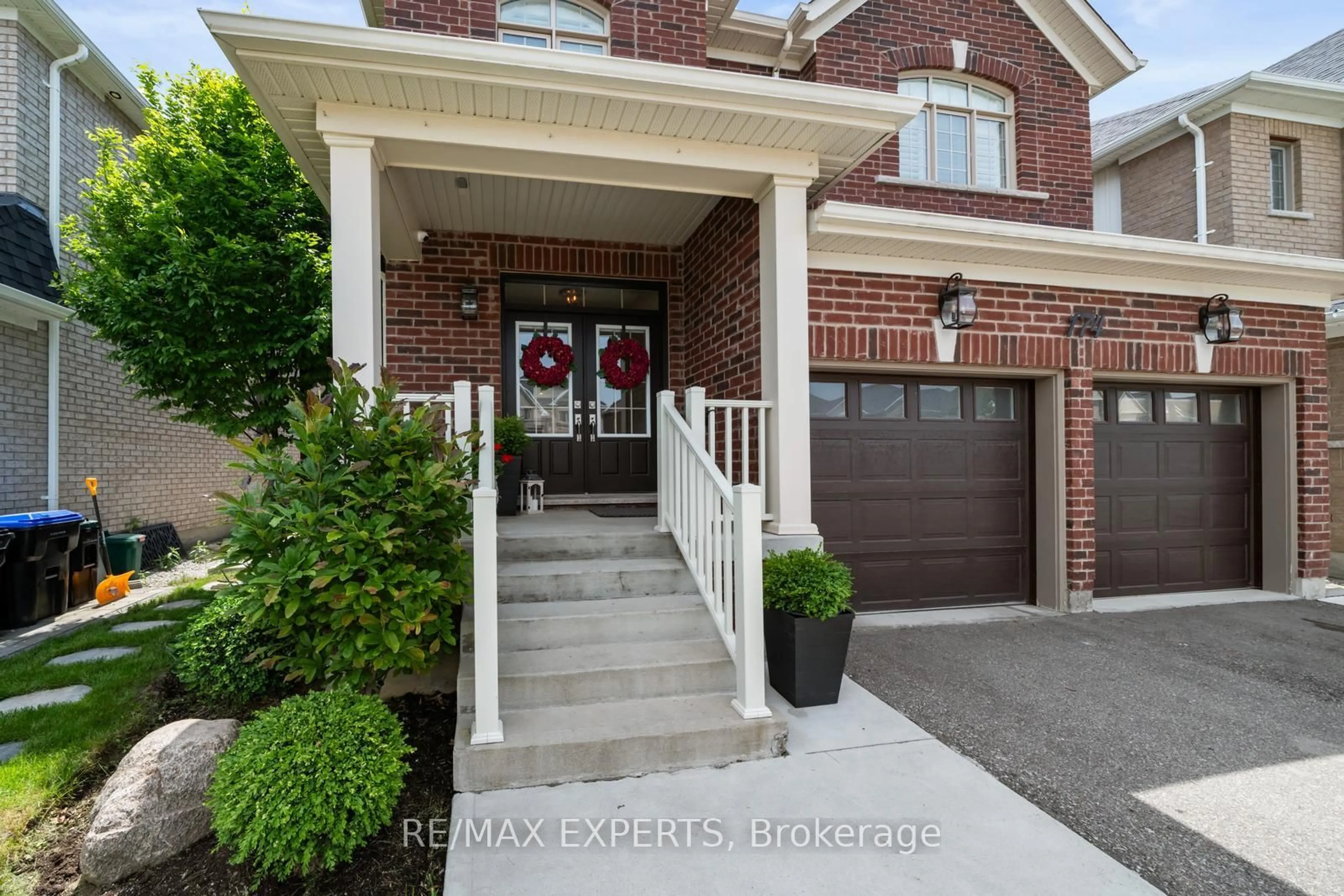 Home with brick exterior material, street for 174 Sharpe Cres, New Tecumseth Ontario L0G 1W0