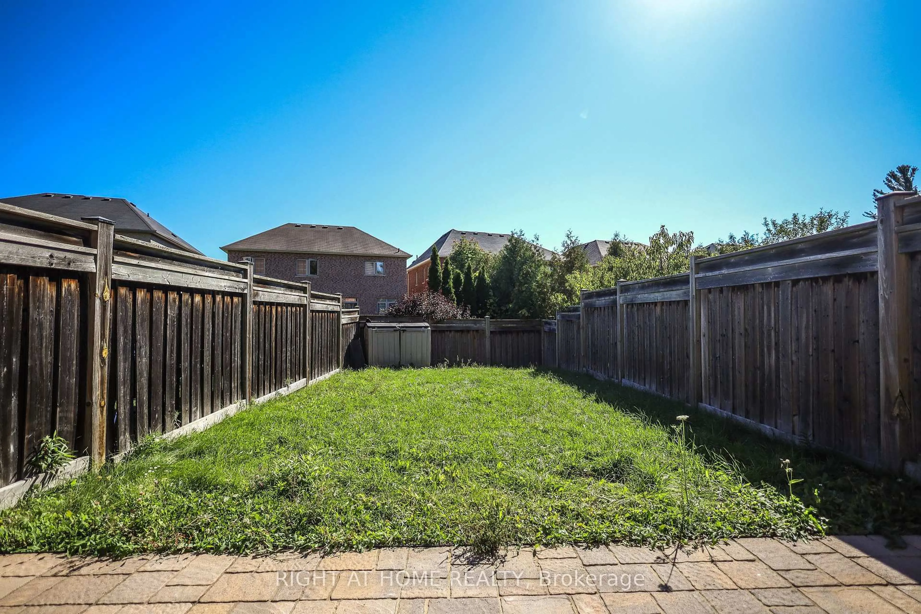 Patio, street for 47 Millhouse Crt, Vaughan Ontario L6A 4J4