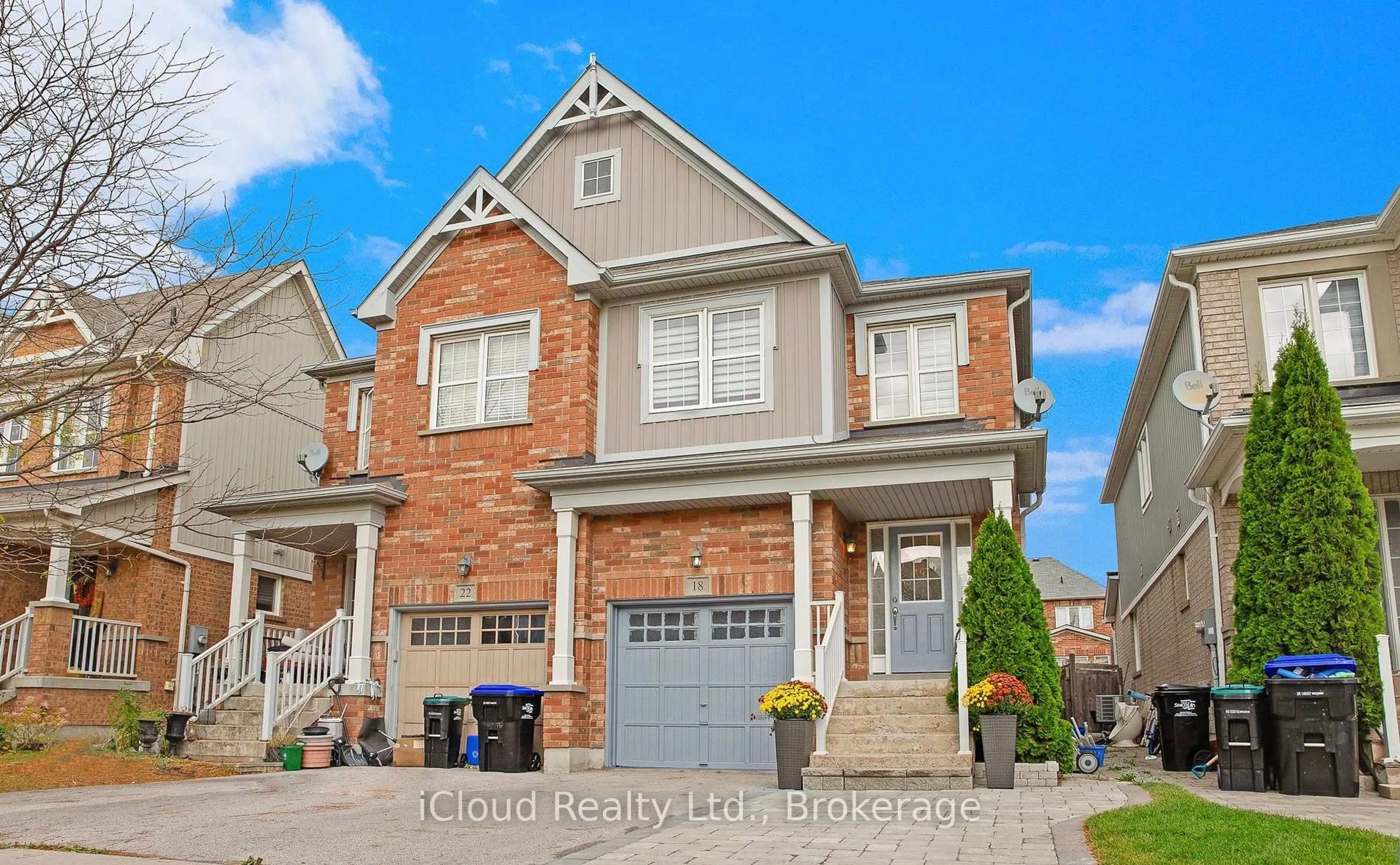 Home with brick exterior material, street for 18 Meadowhawk Tr, Bradford West Gwillimbury Ontario L3Z 0E6