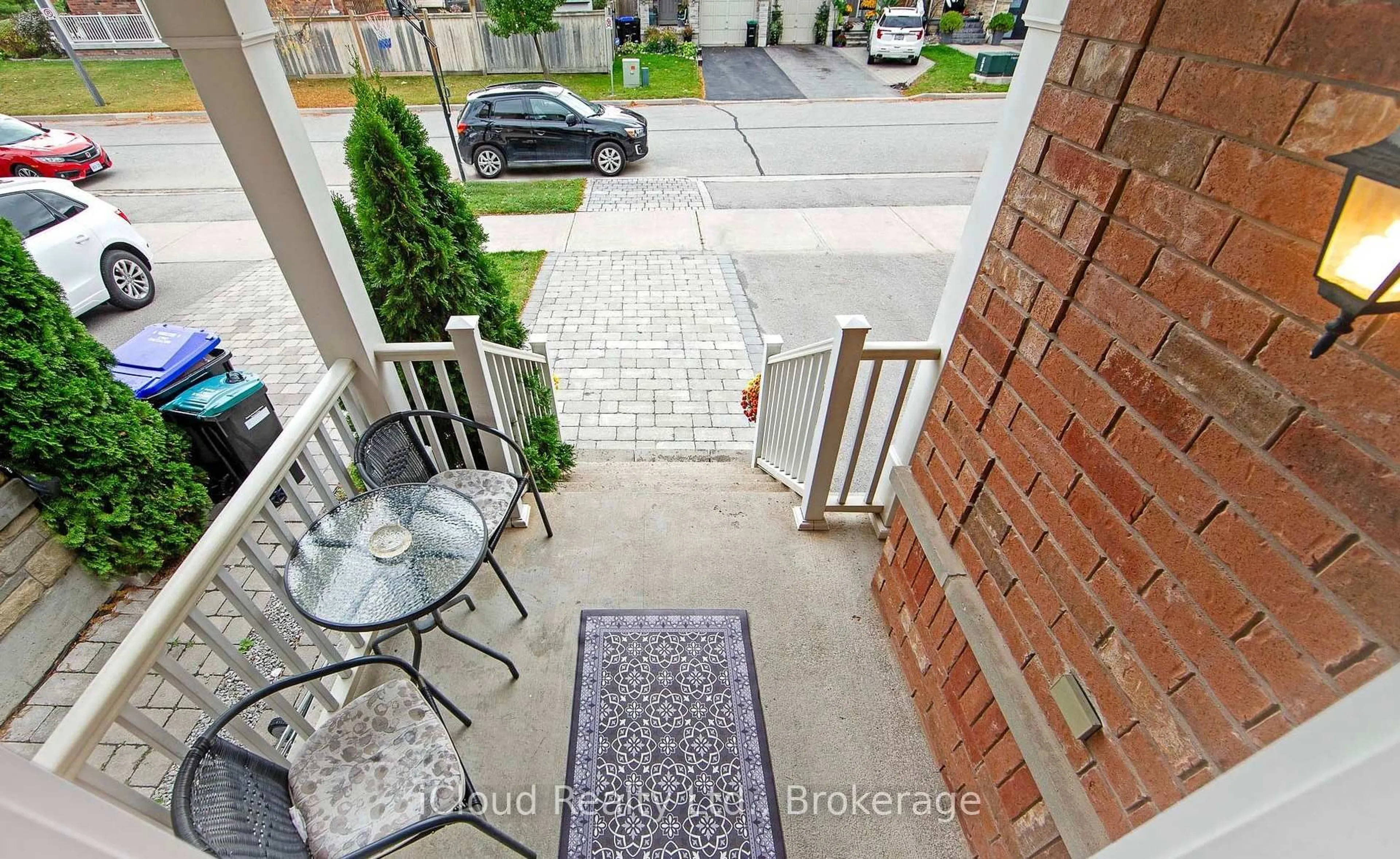 Patio, city buildings view from balcony for 18 Meadowhawk Tr, Bradford West Gwillimbury Ontario L3Z 0E6