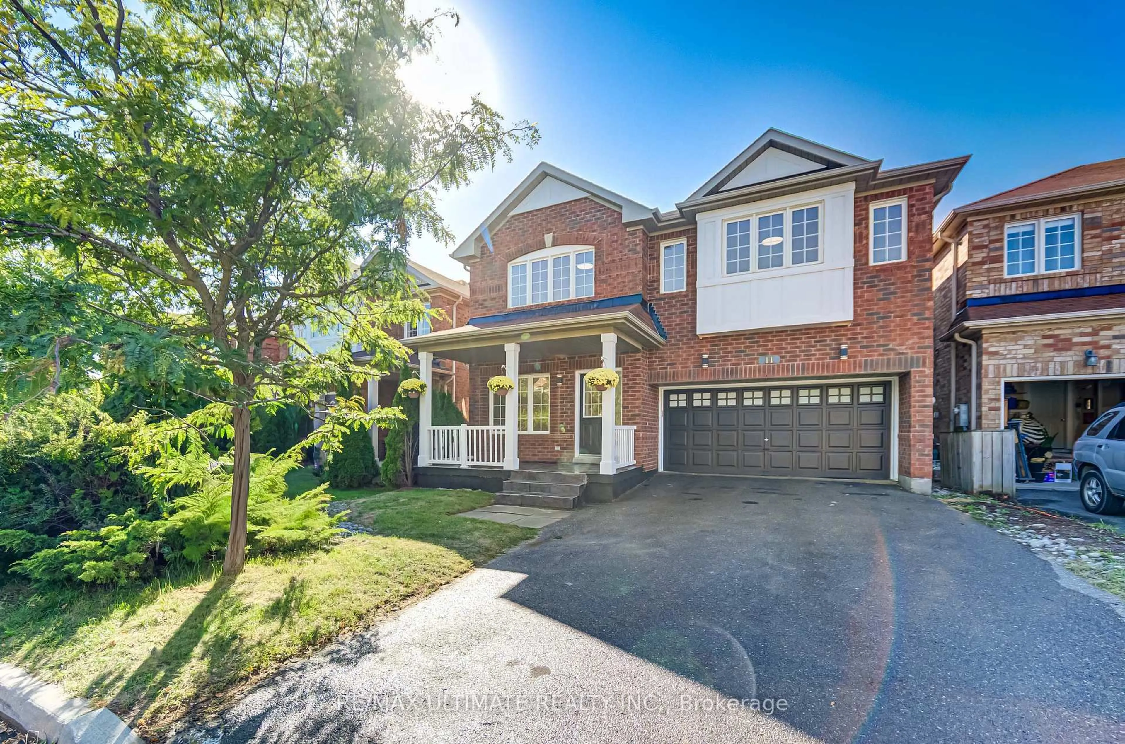 Home with brick exterior material, street for 11 Drum St, Whitchurch-Stouffville Ontario L4A 0N3