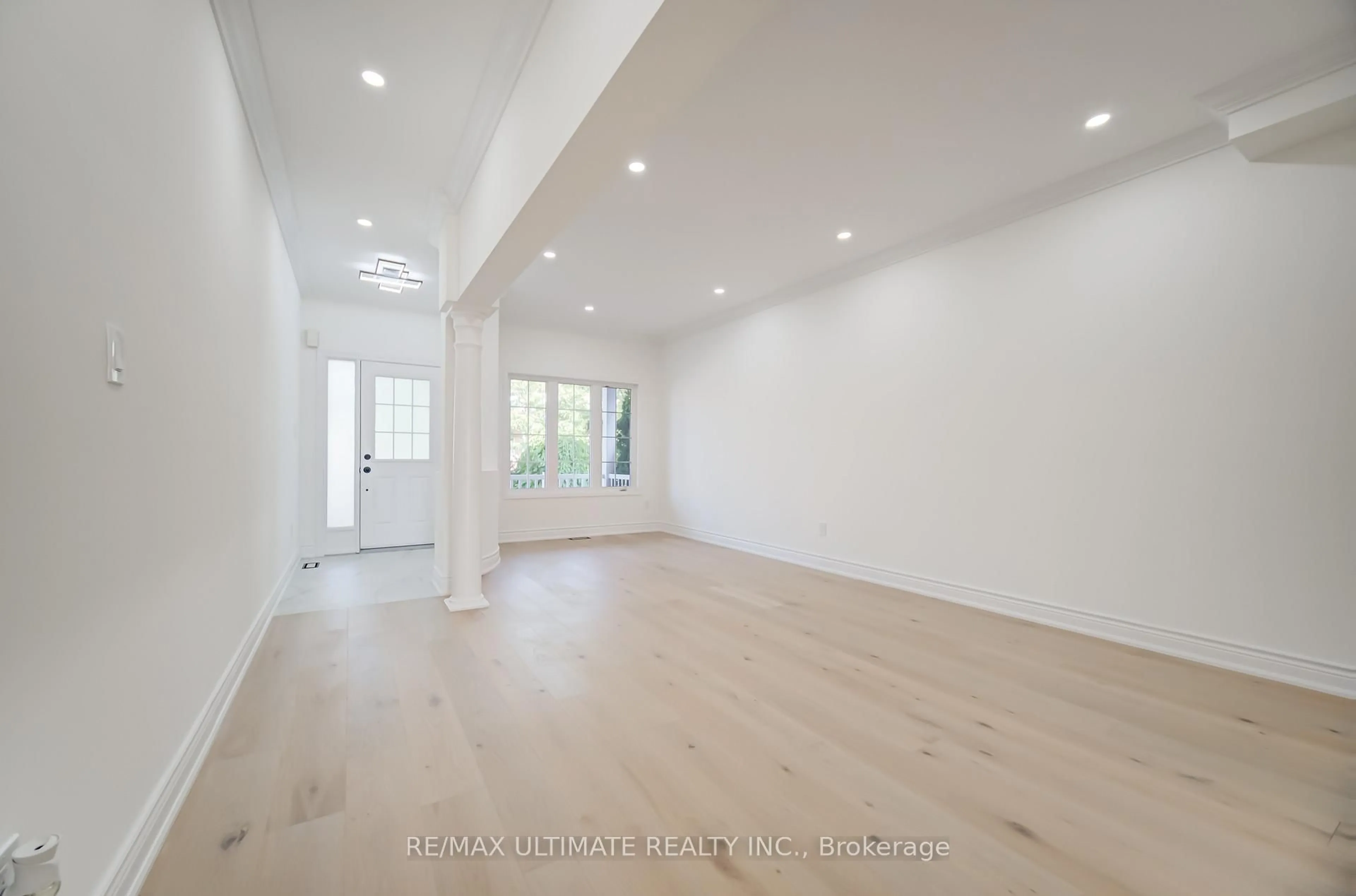 A pic of a room for 11 Drum St, Whitchurch-Stouffville Ontario L4A 0N3