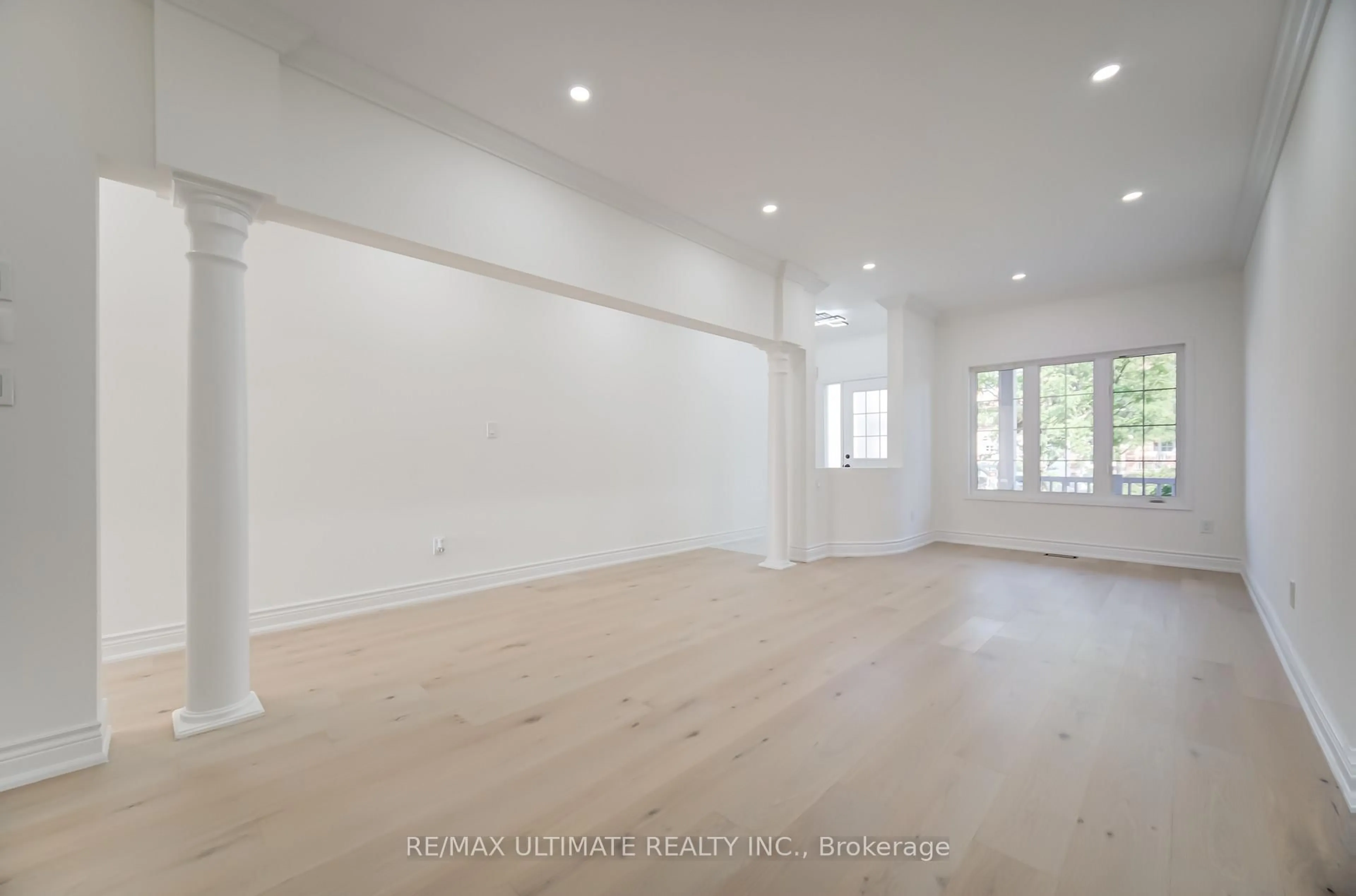 A pic of a room for 11 Drum St, Whitchurch-Stouffville Ontario L4A 0N3