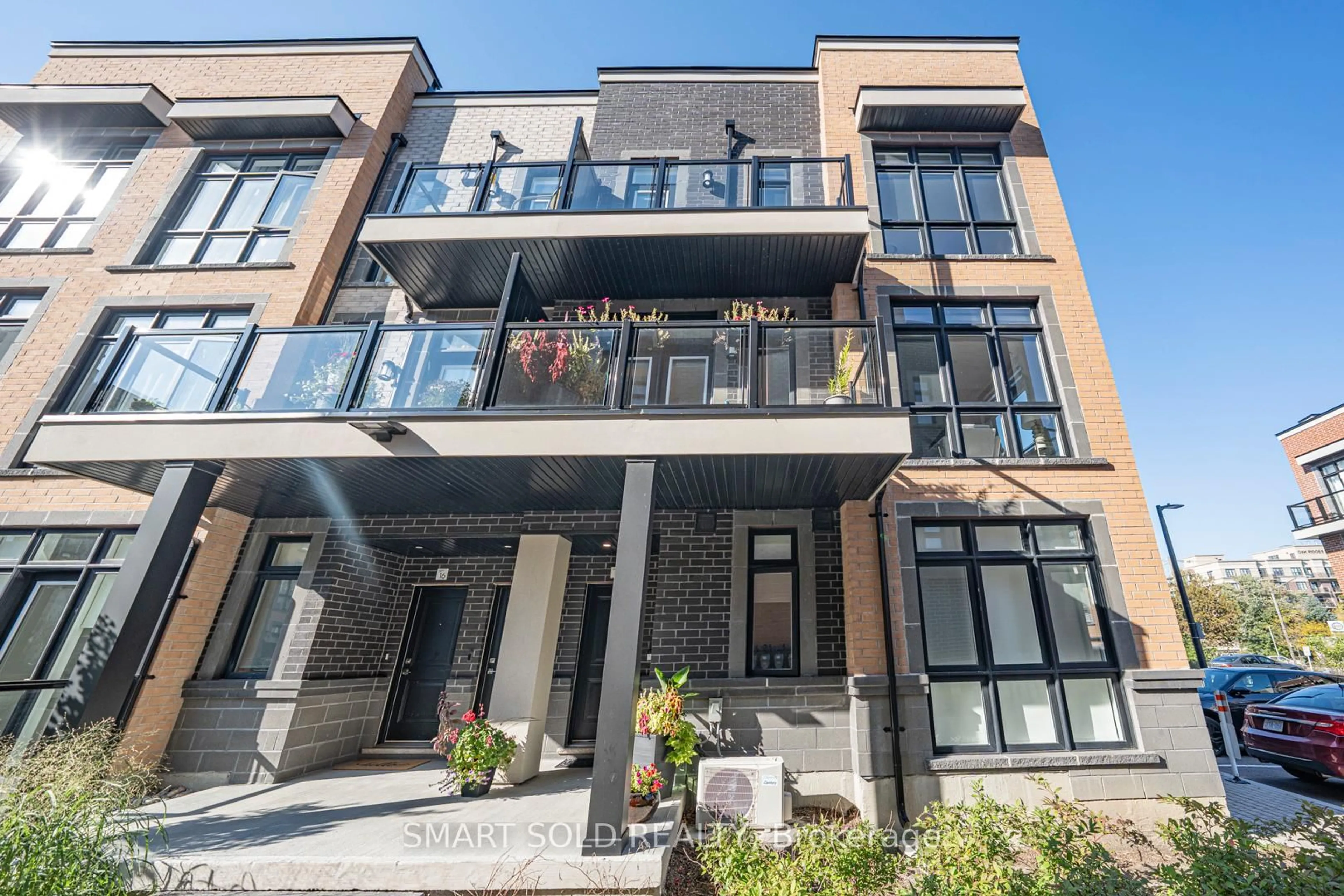 Home with brick exterior material, street for 6 Sayers Lane #18, Richmond Hill Ontario L4E 1J4