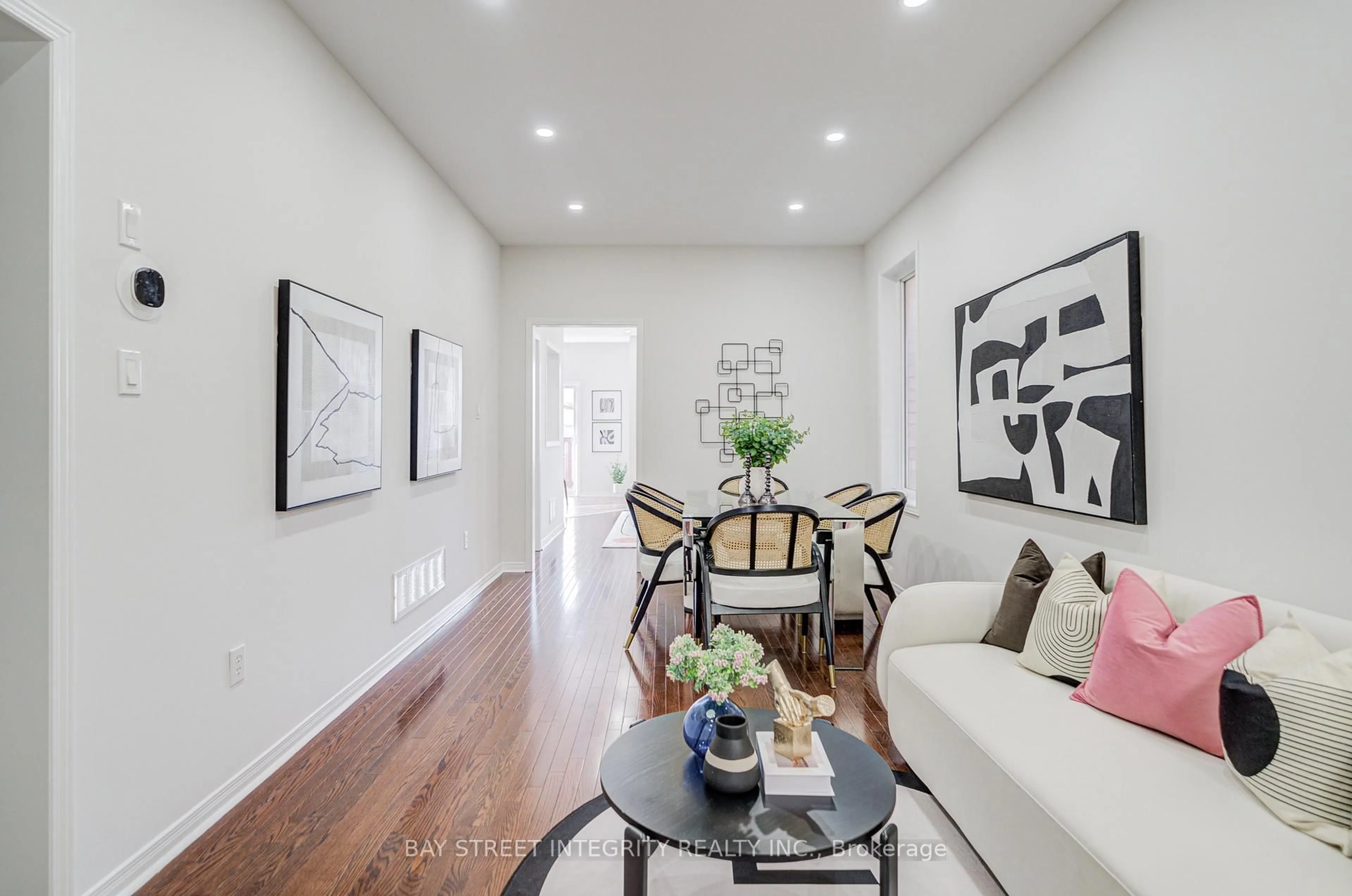 Unknown for 108 Catalpa Cres, Vaughan Ontario L6A 0R5
