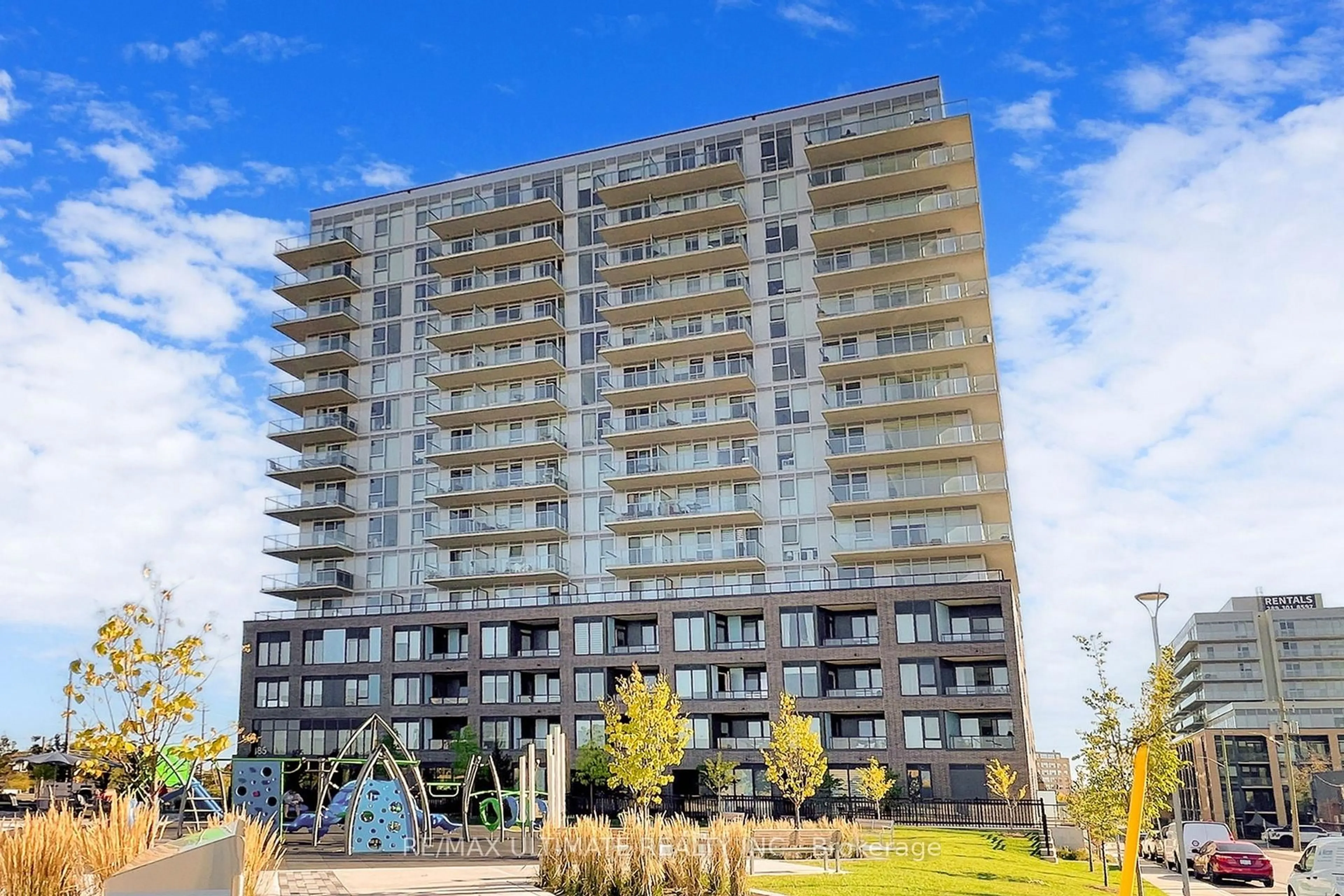 Unknown for 185 Deerfield Rd #1203, Newmarket Ontario L3Y 0G7