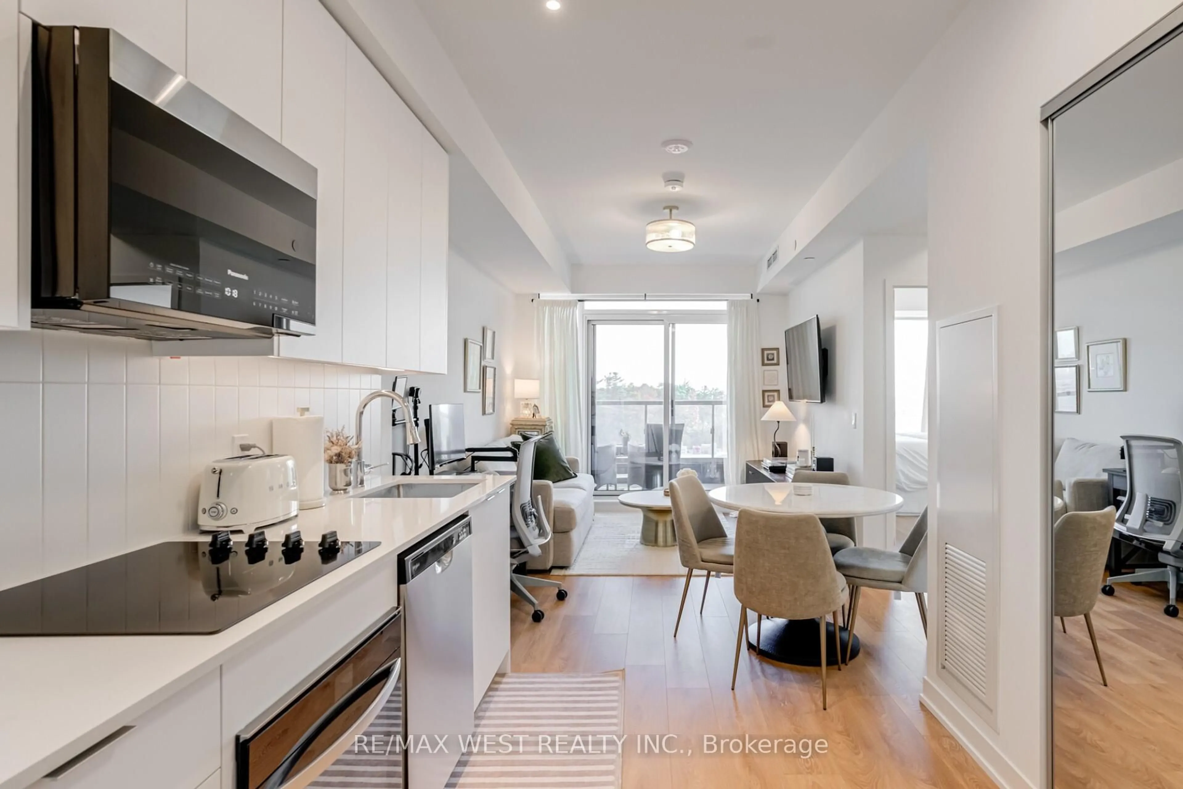 Open concept kitchen, unknown for 474 Caldari Rd #511, Vaughan Ontario L4K 0R5