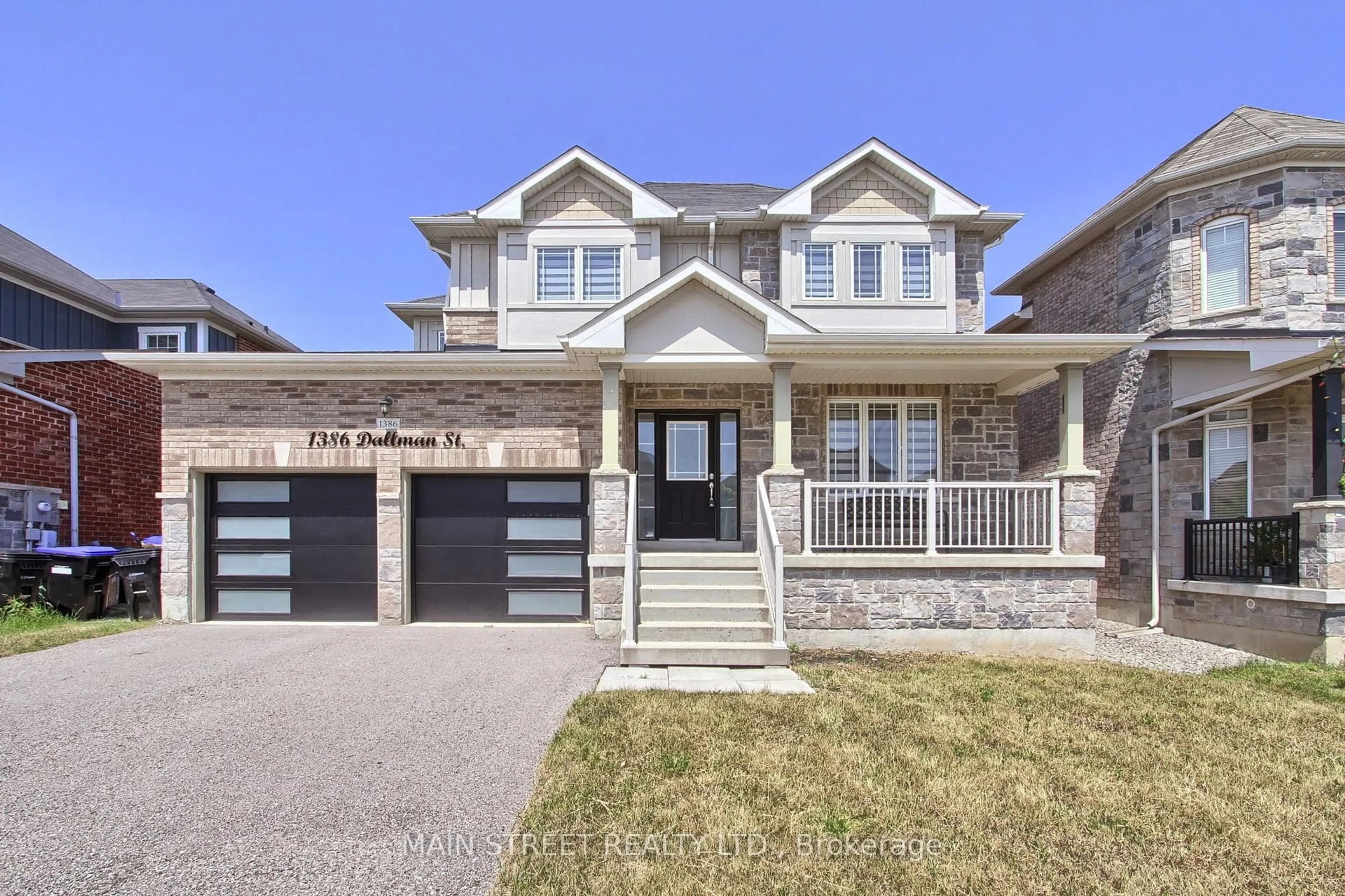 Home with brick exterior material, street for 1386 Dallman St, Innisfil Ontario L0L 1W0