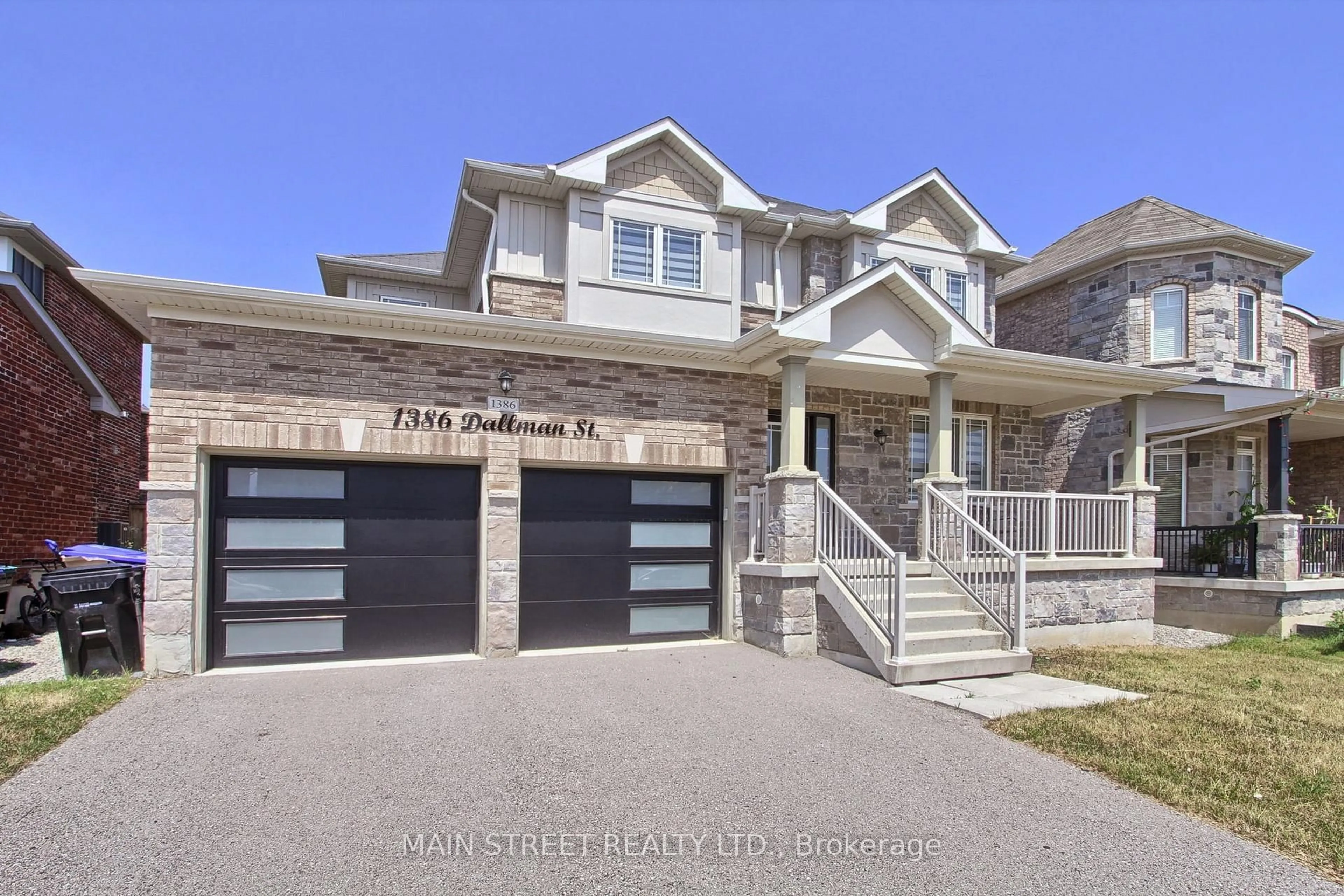 Home with brick exterior material, street for 1386 Dallman St, Innisfil Ontario L0L 1W0