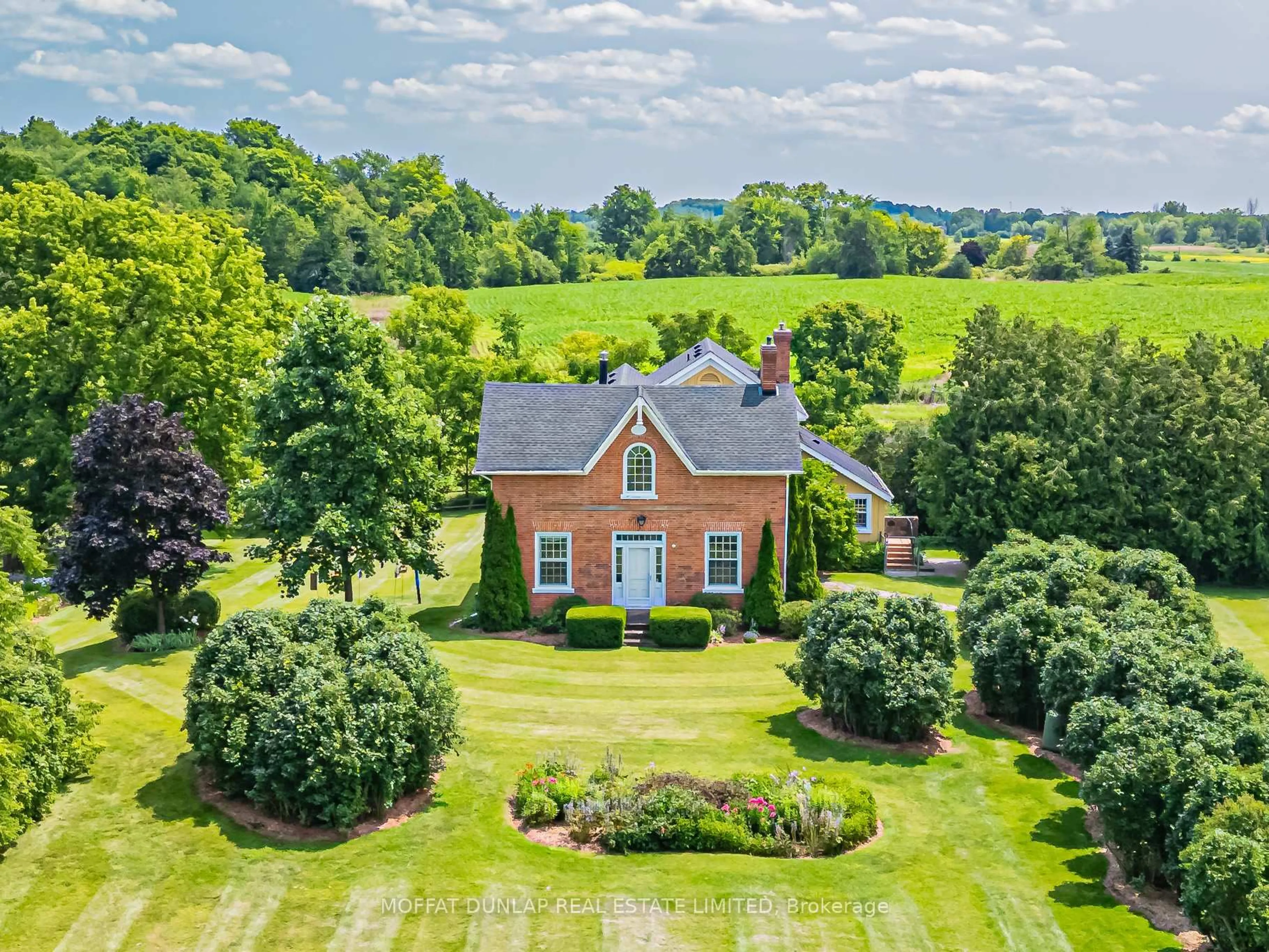 A pic from outside/outdoor area/front of a property/back of a property/a pic from drone, unknown for 8185 17th Sdrd, King Ontario L7E 5R7