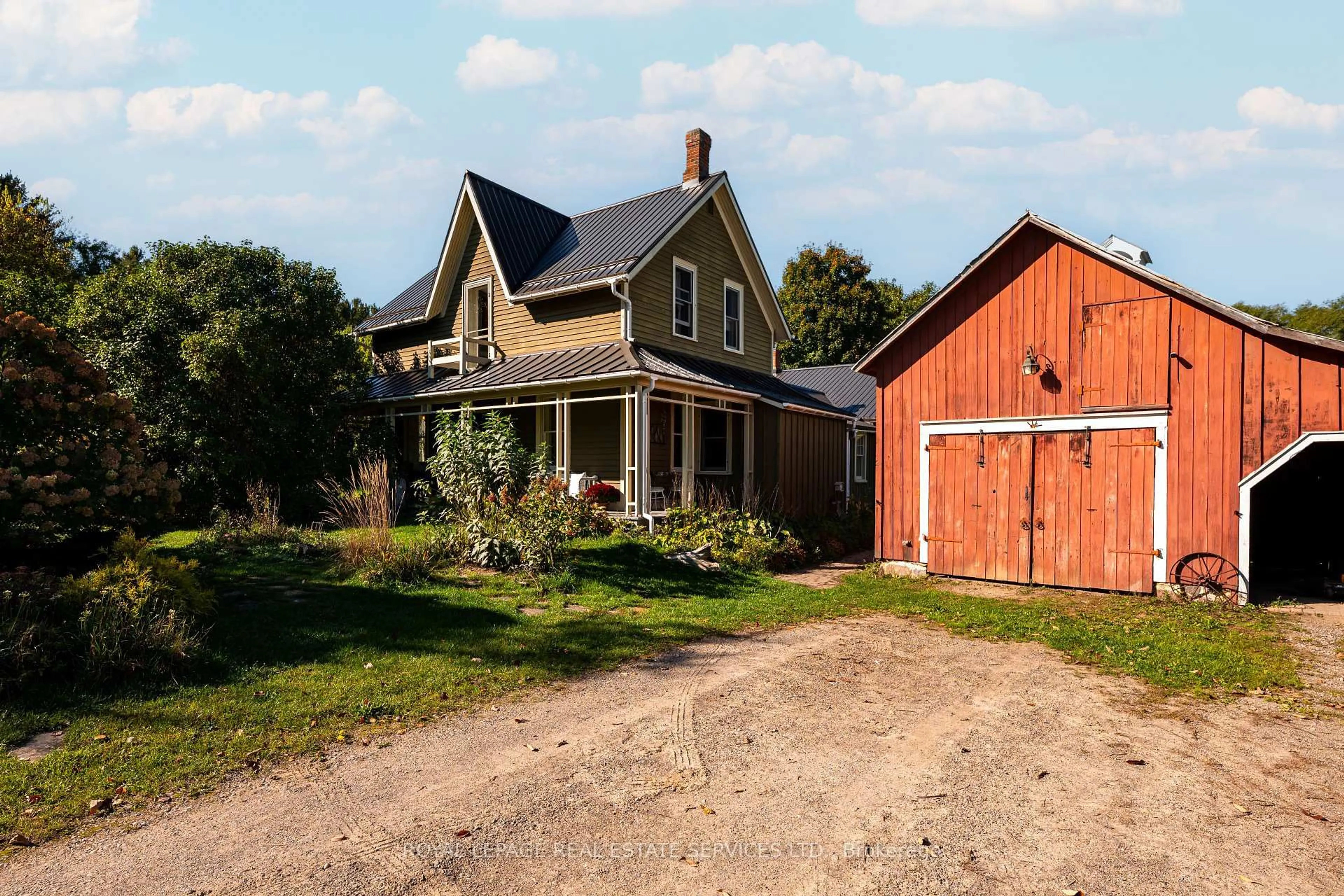 A pic from outside/outdoor area/front of a property/back of a property/a pic from drone, street for 2414 Concession 3 Rd, Adjala-Tosorontio Ontario L0N 1P0