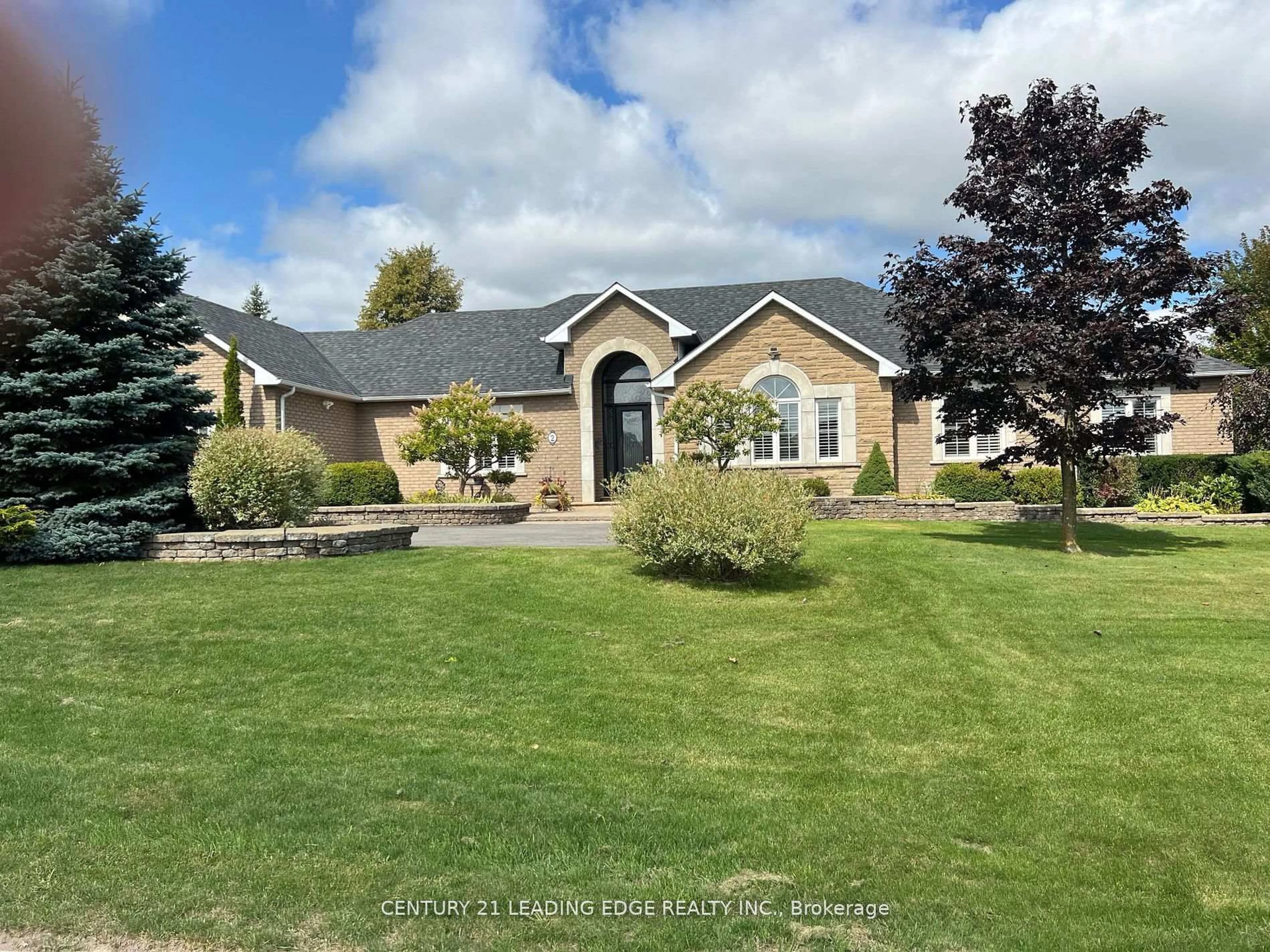 A pic from outside/outdoor area/front of a property/back of a property/a pic from drone, water/lake/river/ocean view for 2 Deer Ridge Rd, Uxbridge Ontario L0C 1A0