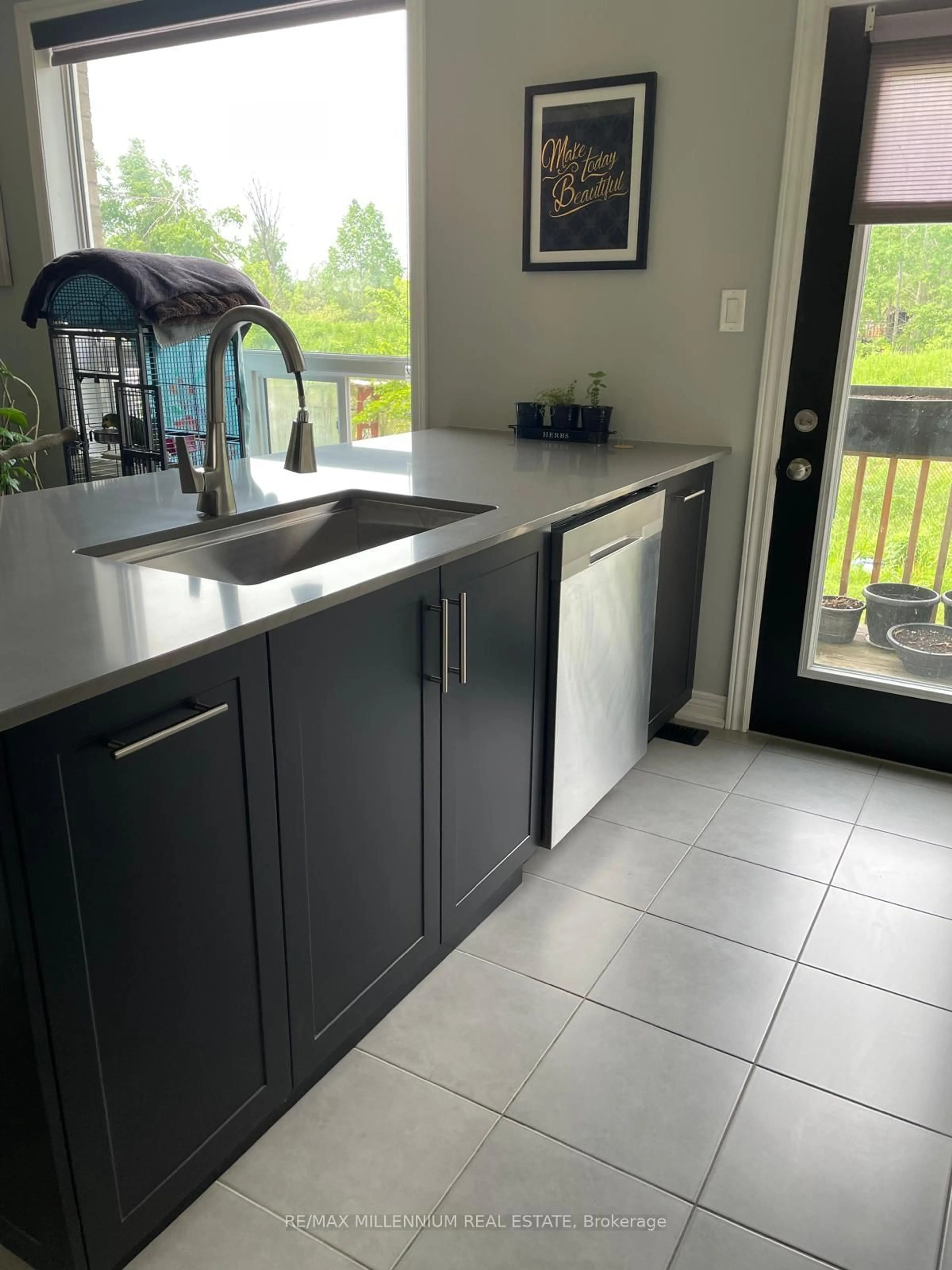 Unknown for 82 Lampkin St #89/BARNETT, Georgina Ontario L0E 1R0